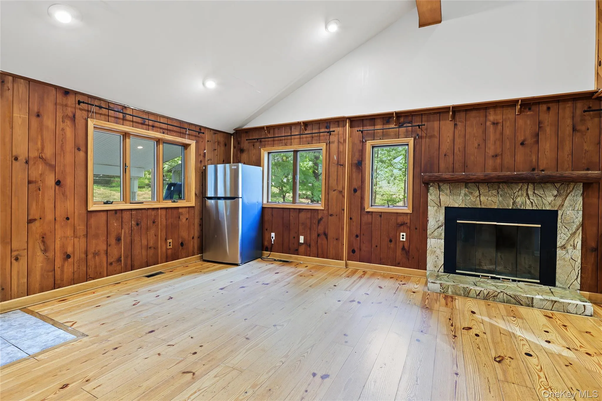 19 Farview Terrace, Ramapo, NY, 5 Bedrooms Bedrooms, 10 Rooms Rooms,3 BathroomsBathrooms,Residential,For Rent,Farview,0,1035646 19 Farview Terrace, Ramapo, NY, 5 Bedrooms Bedrooms, 10 Rooms Rooms,3 BathroomsBathrooms,Residential,For Rent,Farview,0,1035646