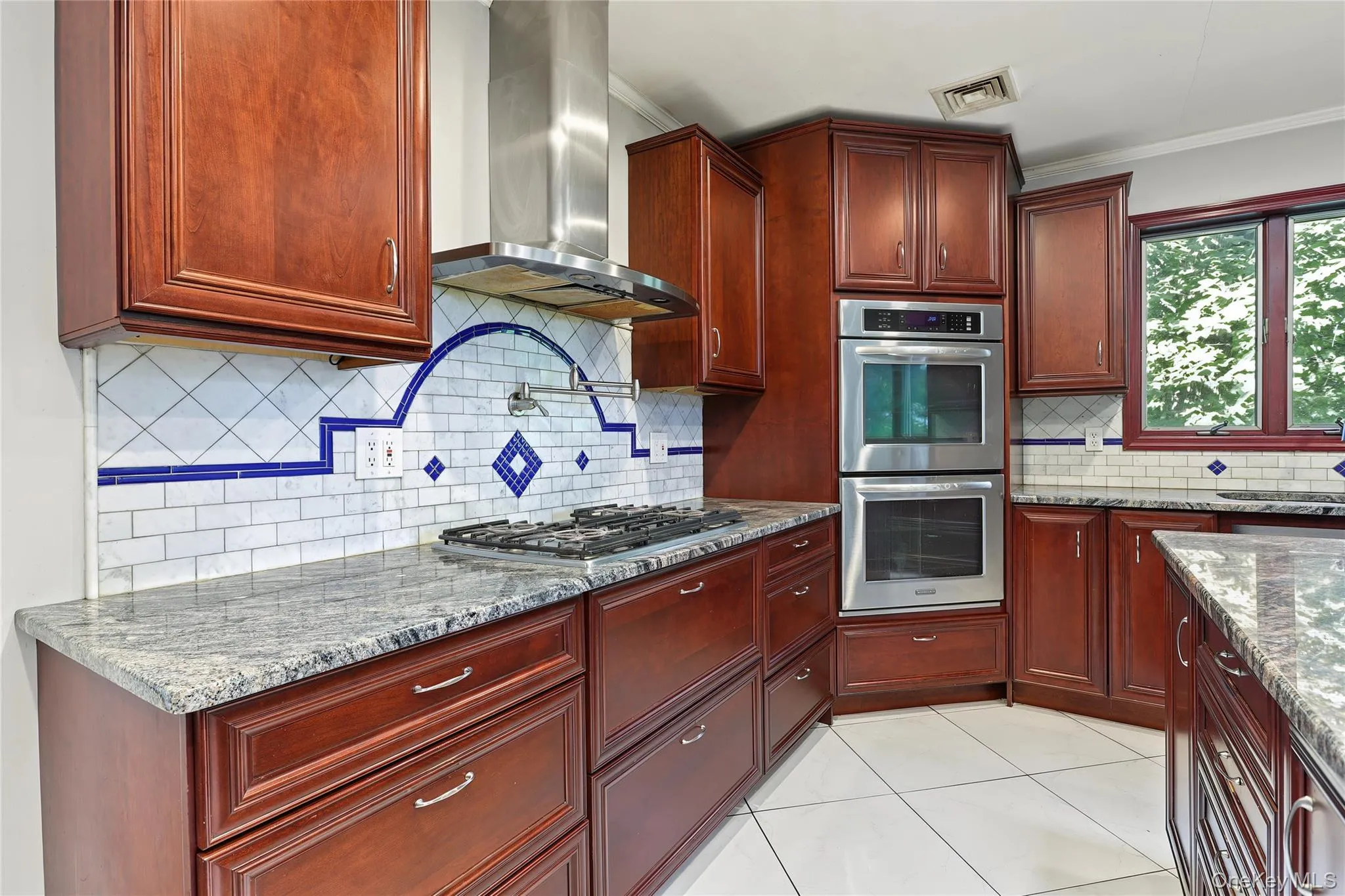 19 Farview Terrace, Ramapo, NY, 5 Bedrooms Bedrooms, 10 Rooms Rooms,3 BathroomsBathrooms,Residential,For Rent,Farview,0,1035646 19 Farview Terrace, Ramapo, NY, 5 Bedrooms Bedrooms, 10 Rooms Rooms,3 BathroomsBathrooms,Residential,For Rent,Farview,0,1035646