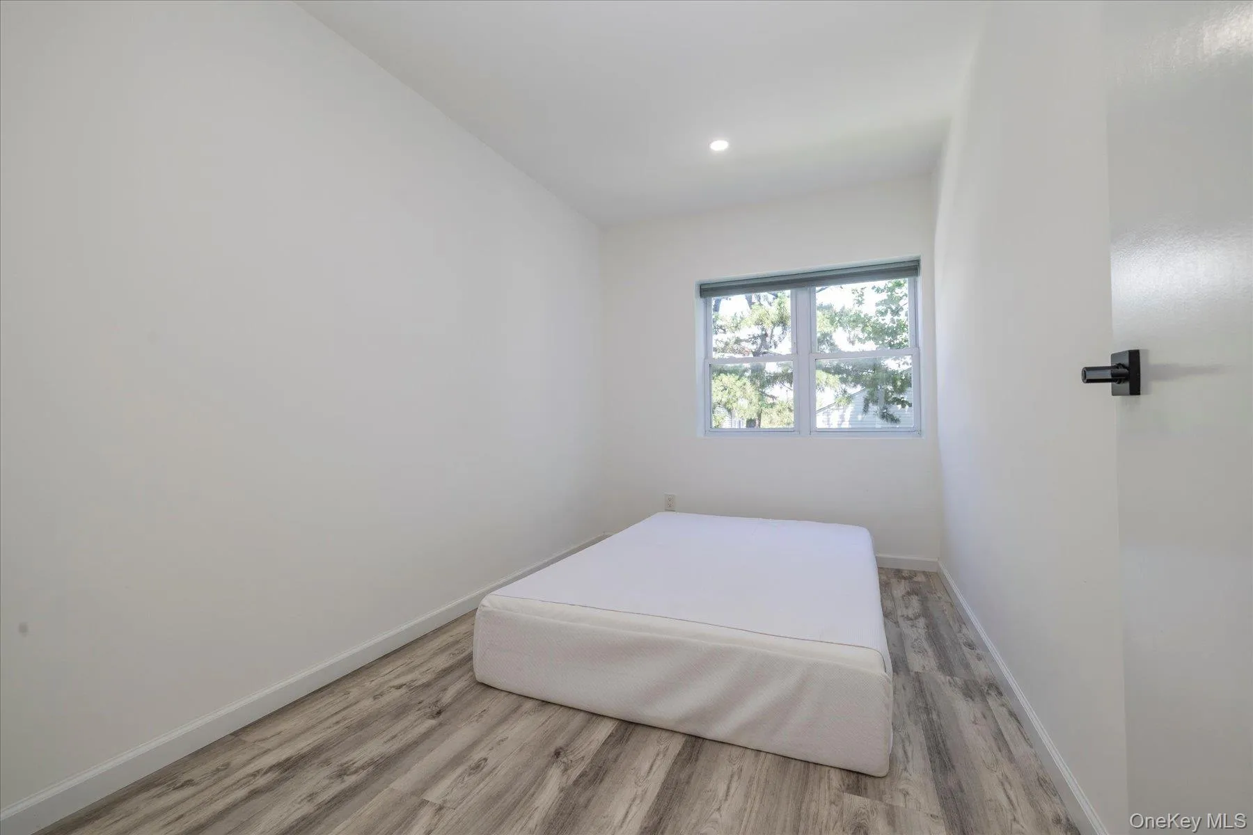 537 Broadway, Long Beach, NY, 2 Bedrooms Bedrooms, 4 Rooms Rooms,2 BathroomsBathrooms,Residential Lease,For Rent,Broadway,0,1035648 537 Broadway, Long Beach, NY, 2 Bedrooms Bedrooms, 4 Rooms Rooms,2 BathroomsBathrooms,Residential Lease,For Rent,Broadway,0,1035648