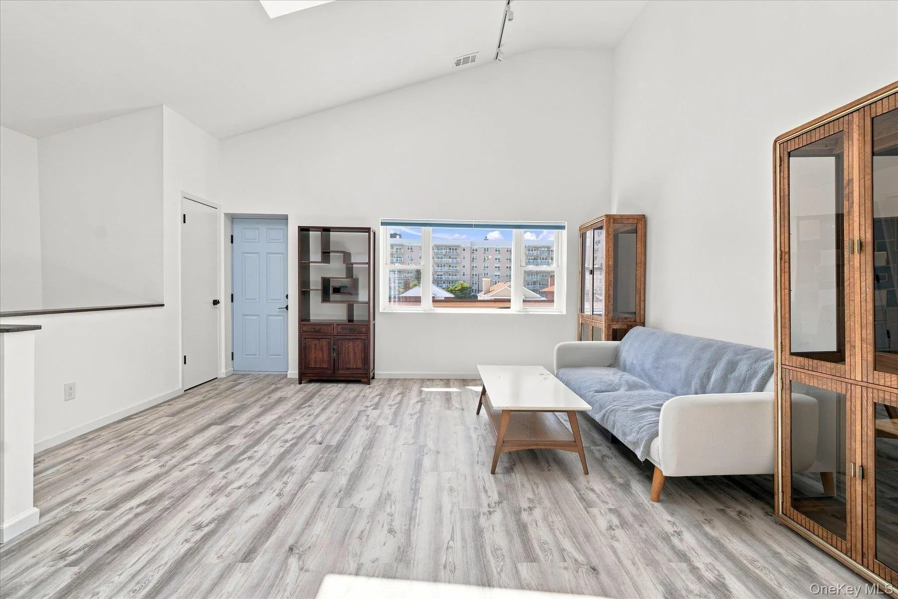 537 Broadway, Long Beach, NY, 2 Bedrooms Bedrooms, 4 Rooms Rooms,2 BathroomsBathrooms,Residential Lease,For Rent,Broadway,0,1035648 537 Broadway, Long Beach, NY, 2 Bedrooms Bedrooms, 4 Rooms Rooms,2 BathroomsBathrooms,Residential Lease,For Rent,Broadway,0,1035648
