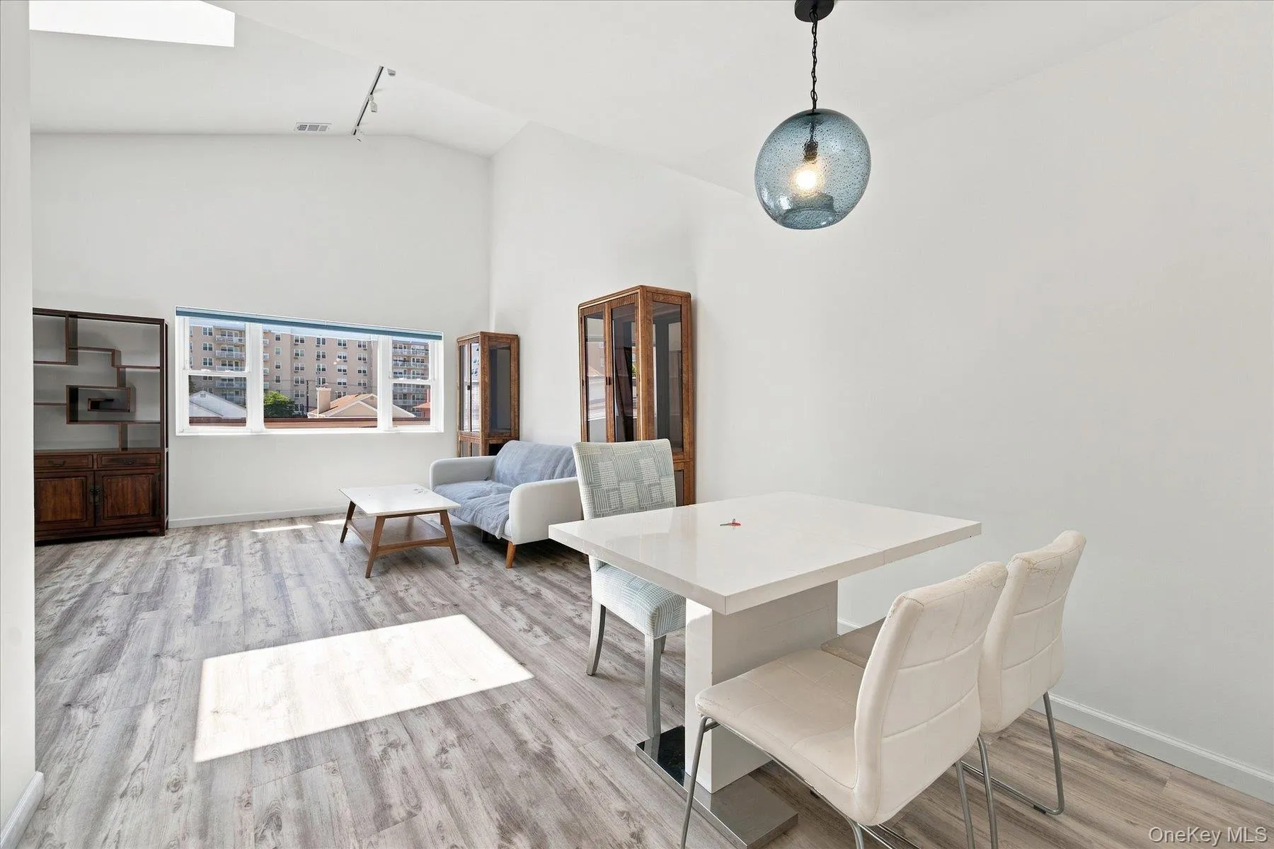537 Broadway, Long Beach, NY, 2 Bedrooms Bedrooms, 4 Rooms Rooms,2 BathroomsBathrooms,Residential Lease,For Rent,Broadway,0,1035648 537 Broadway, Long Beach, NY, 2 Bedrooms Bedrooms, 4 Rooms Rooms,2 BathroomsBathrooms,Residential Lease,For Rent,Broadway,0,1035648