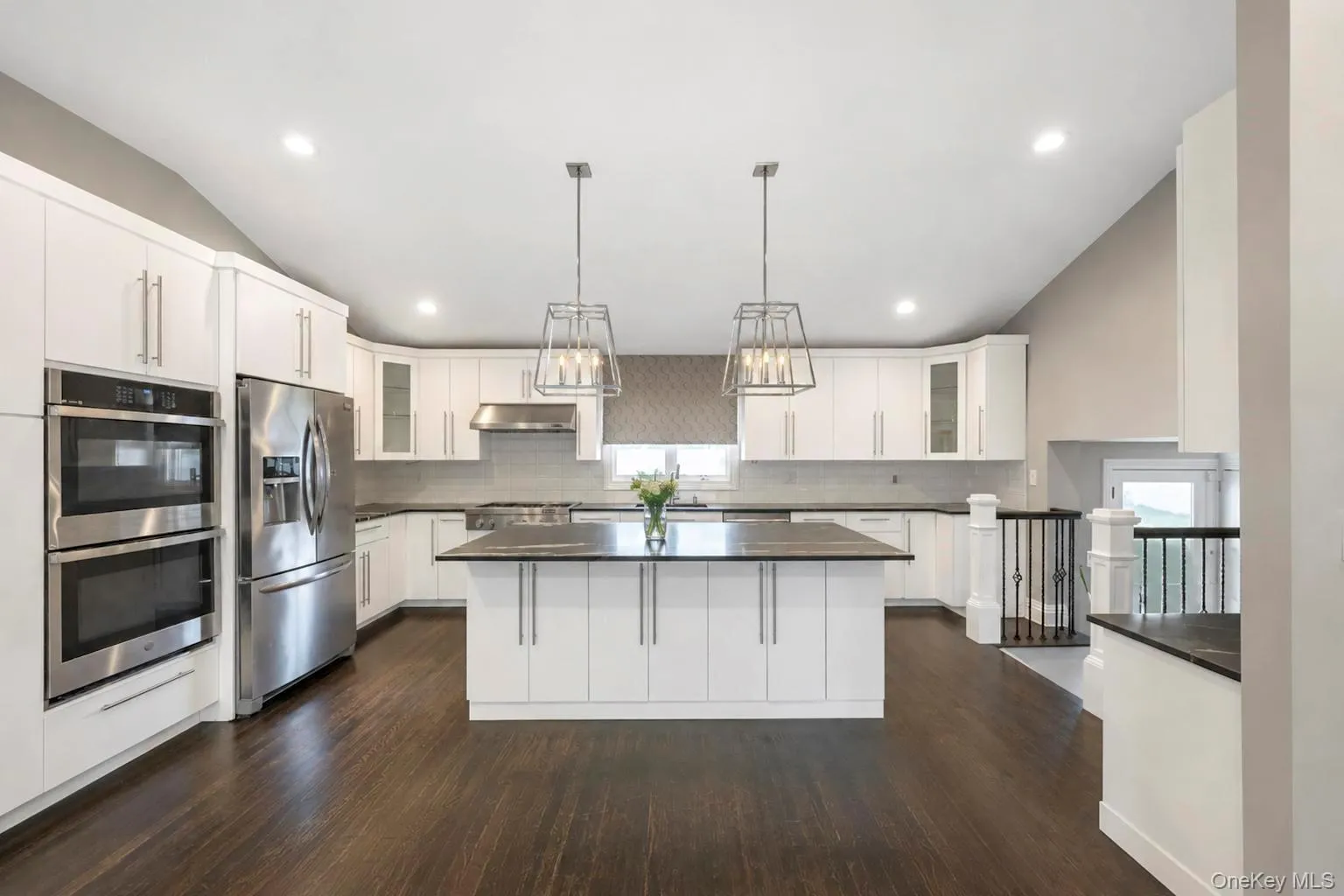 18 Catherwood Crescent, Huntington, NY, 3 Bedrooms Bedrooms, 7 Rooms Rooms,2 BathroomsBathrooms,Residential,For Rent,Catherwood,0,1035654 18 Catherwood Crescent, Huntington, NY, 3 Bedrooms Bedrooms, 7 Rooms Rooms,2 BathroomsBathrooms,Residential,For Rent,Catherwood,0,1035654