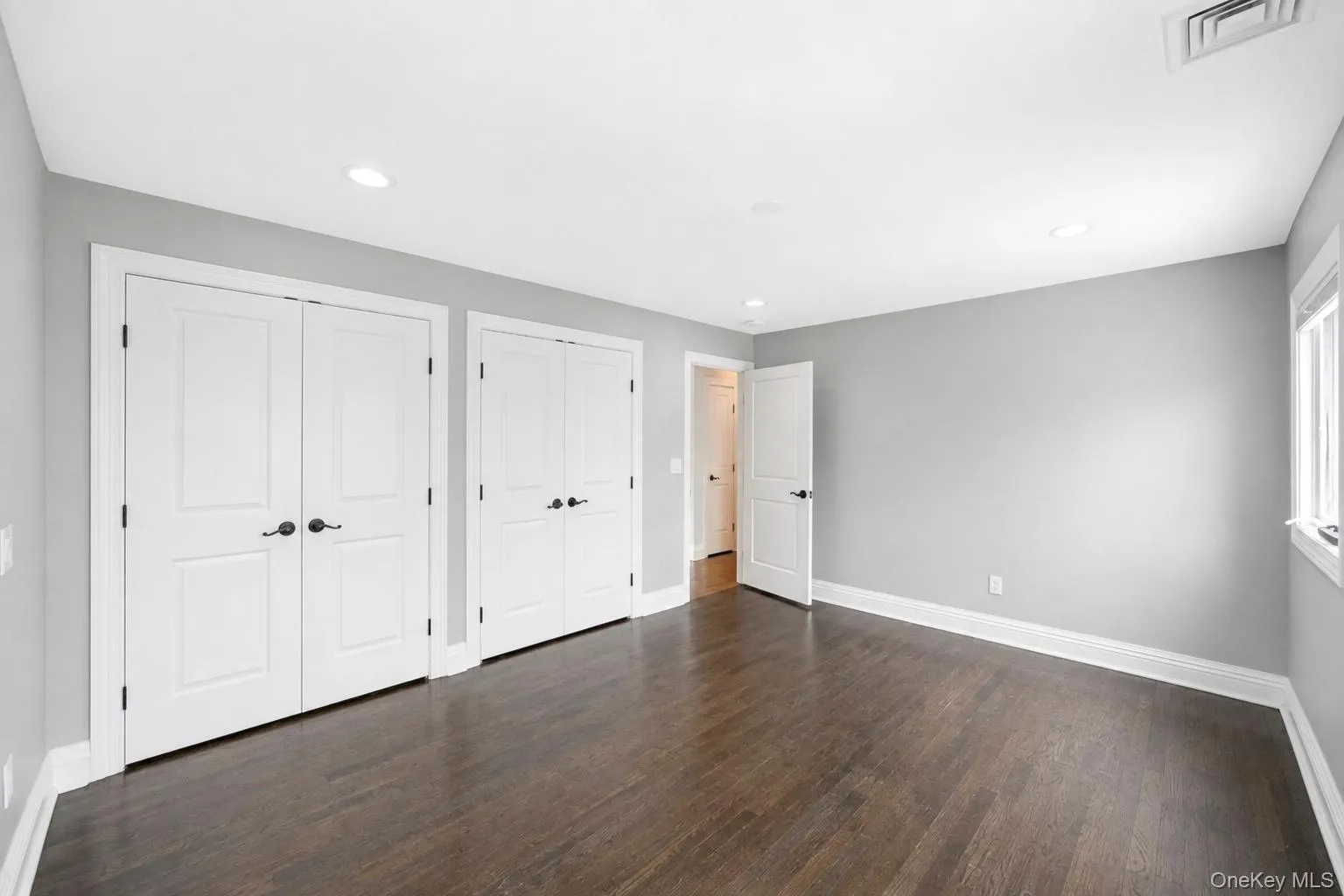 18 Catherwood Crescent, Huntington, NY, 3 Bedrooms Bedrooms, 7 Rooms Rooms,2 BathroomsBathrooms,Residential,For Rent,Catherwood,0,1035654 18 Catherwood Crescent, Huntington, NY, 3 Bedrooms Bedrooms, 7 Rooms Rooms,2 BathroomsBathrooms,Residential,For Rent,Catherwood,0,1035654