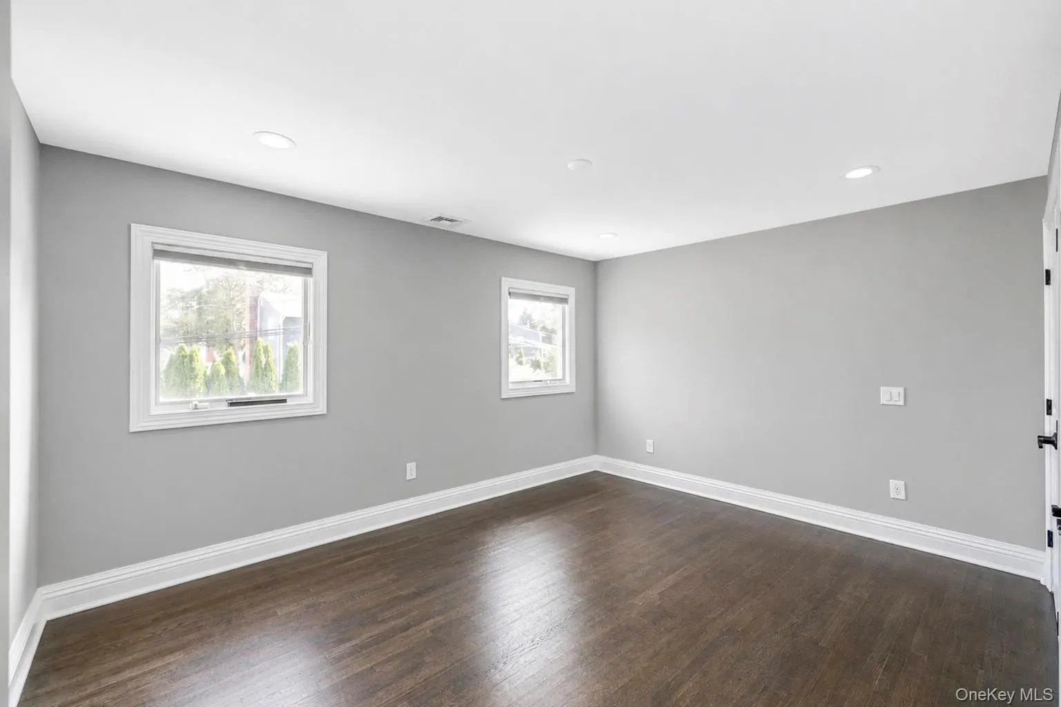 18 Catherwood Crescent, Huntington, NY, 3 Bedrooms Bedrooms, 7 Rooms Rooms,2 BathroomsBathrooms,Residential,For Rent,Catherwood,0,1035654 18 Catherwood Crescent, Huntington, NY, 3 Bedrooms Bedrooms, 7 Rooms Rooms,2 BathroomsBathrooms,Residential,For Rent,Catherwood,0,1035654