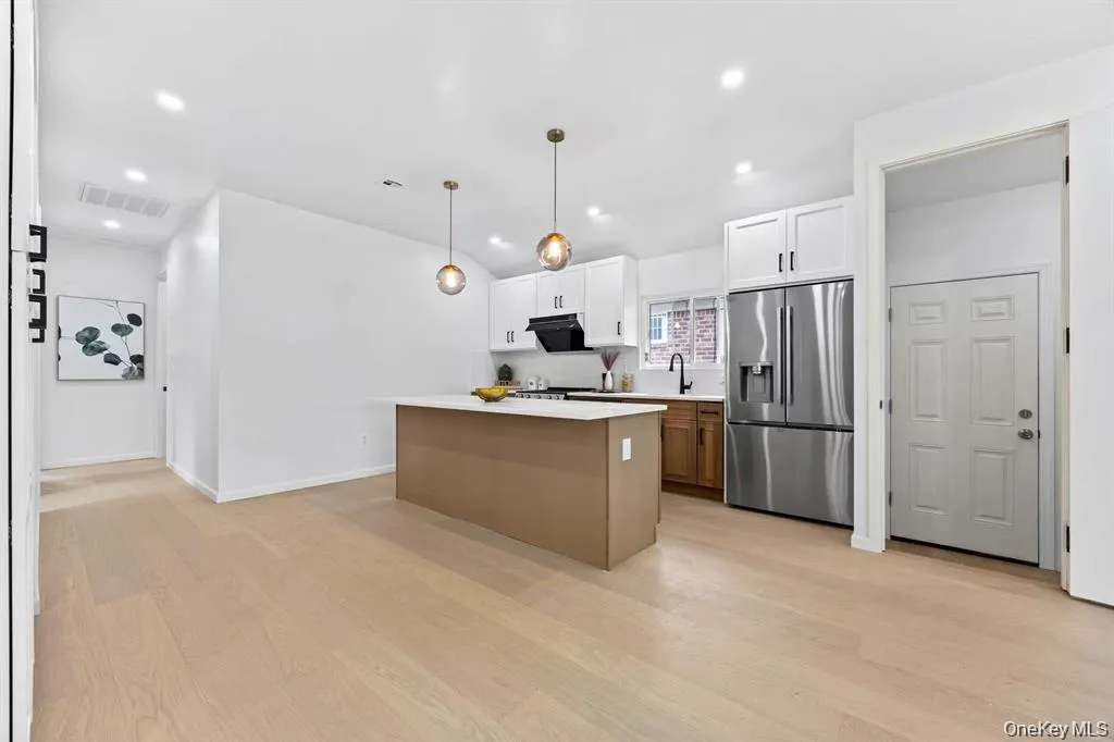 22659 76th Road, New York, NY, 3 Bedrooms Bedrooms, ,2 BathroomsBathrooms,Residential,For Rent,76th,0,1035655 22659 76th Road, New York, NY, 3 Bedrooms Bedrooms, ,2 BathroomsBathrooms,Residential,For Rent,76th,0,1035655