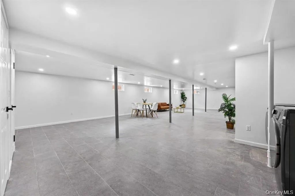 22659 76th Road, New York, NY, 3 Bedrooms Bedrooms, ,2 BathroomsBathrooms,Residential,For Rent,76th,0,1035655 22659 76th Road, New York, NY, 3 Bedrooms Bedrooms, ,2 BathroomsBathrooms,Residential,For Rent,76th,0,1035655