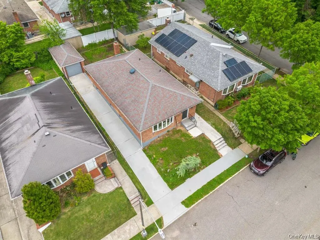 22659 76th Road, New York, NY, 3 Bedrooms Bedrooms, ,2 BathroomsBathrooms,Residential,For Rent,76th,0,1035655 22659 76th Road, New York, NY, 3 Bedrooms Bedrooms, ,2 BathroomsBathrooms,Residential,For Rent,76th,0,1035655