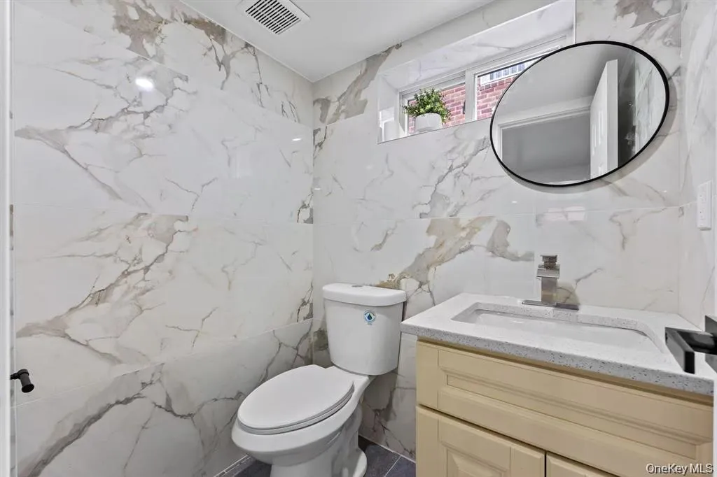 22659 76th Road, New York, NY, 3 Bedrooms Bedrooms, ,2 BathroomsBathrooms,Residential,For Rent,76th,0,1035655 22659 76th Road, New York, NY, 3 Bedrooms Bedrooms, ,2 BathroomsBathrooms,Residential,For Rent,76th,0,1035655