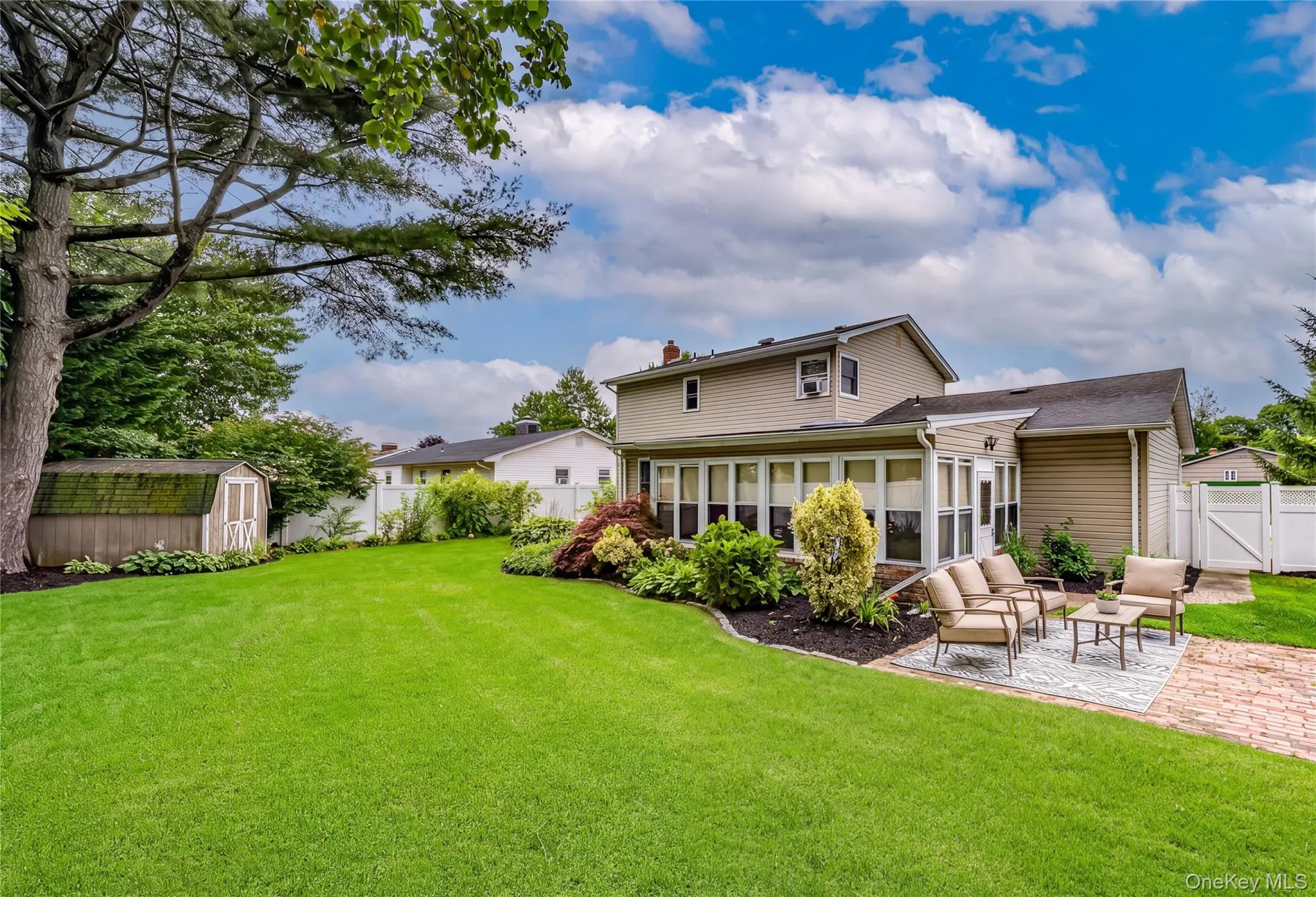 16 Regina Drive, Islip, NY, 3 Bedrooms Bedrooms, 8 Rooms Rooms,2 BathroomsBathrooms,Residential,For Rent,Regina,0,1035657 16 Regina Drive, Islip, NY, 3 Bedrooms Bedrooms, 8 Rooms Rooms,2 BathroomsBathrooms,Residential,For Rent,Regina,0,1035657