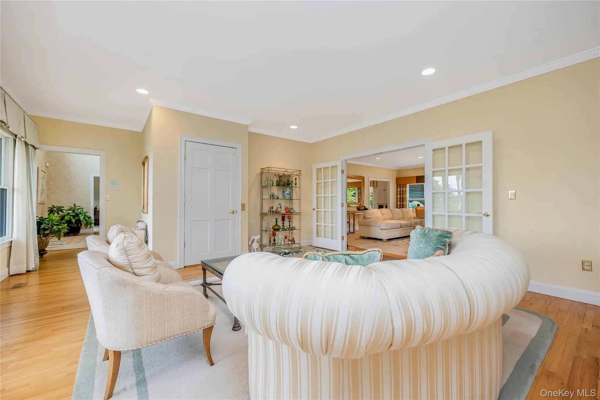 230 Woodbine Avenue, Huntington, NY, 5 Bedrooms Bedrooms, 11 Rooms Rooms,3 BathroomsBathrooms,Residential,For Rent,Woodbine,0,1035659 230 Woodbine Avenue, Huntington, NY, 5 Bedrooms Bedrooms, 11 Rooms Rooms,3 BathroomsBathrooms,Residential,For Rent,Woodbine,0,1035659