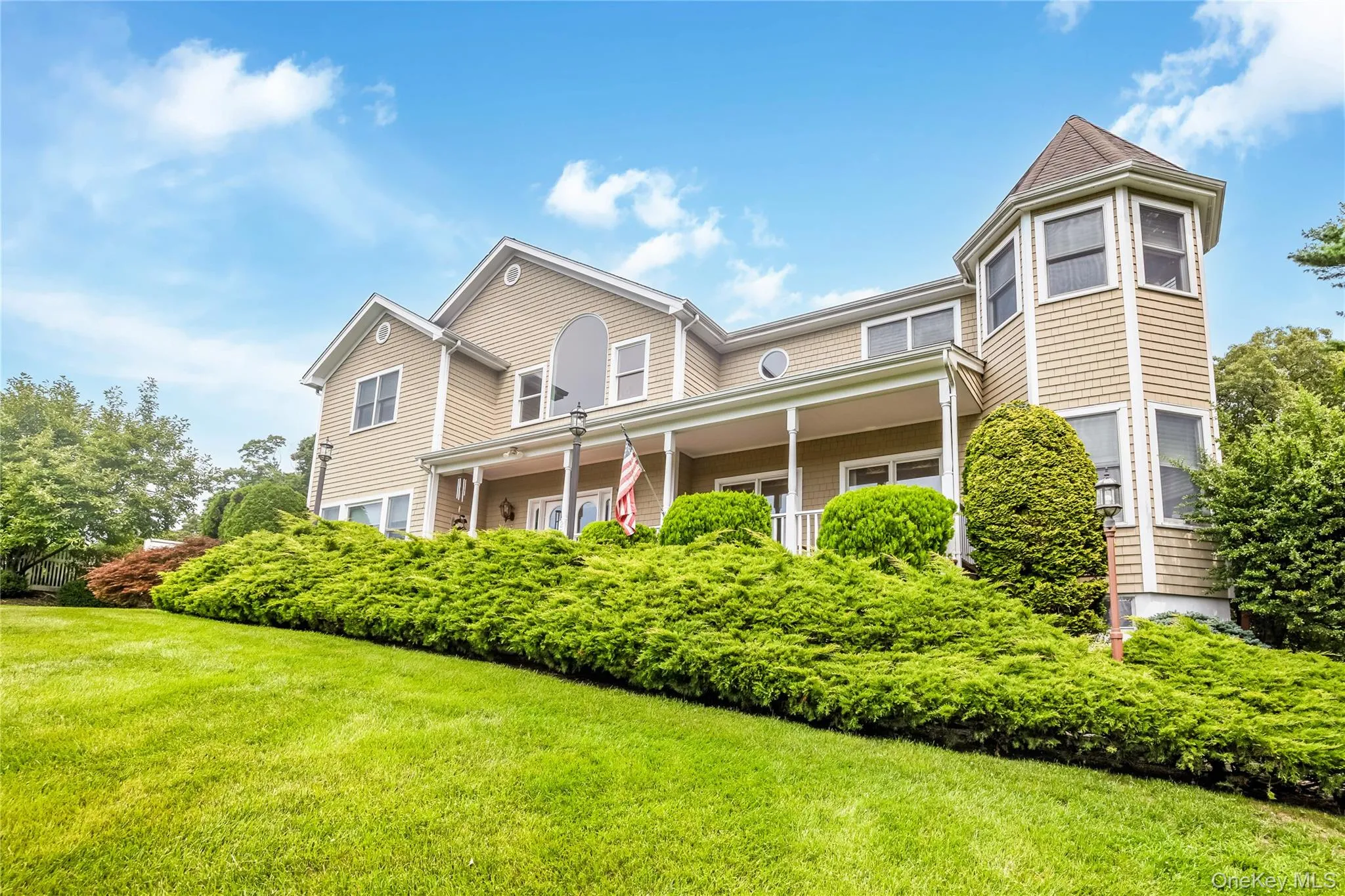 230 Woodbine Avenue, Huntington, NY, 5 Bedrooms Bedrooms, 11 Rooms Rooms,3 BathroomsBathrooms,Residential,For Rent,Woodbine,0,1035659 230 Woodbine Avenue, Huntington, NY, 5 Bedrooms Bedrooms, 11 Rooms Rooms,3 BathroomsBathrooms,Residential,For Rent,Woodbine,0,1035659