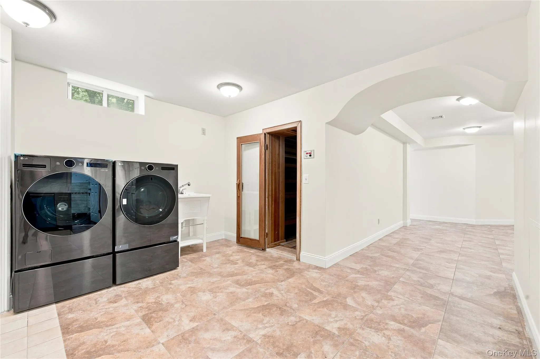 3340 157th Street, New York, NY, 7 Bedrooms Bedrooms, 13 Rooms Rooms,4 BathroomsBathrooms,Residential,For Rent,157th,0,1035661 3340 157th Street, New York, NY, 7 Bedrooms Bedrooms, 13 Rooms Rooms,4 BathroomsBathrooms,Residential,For Rent,157th,0,1035661