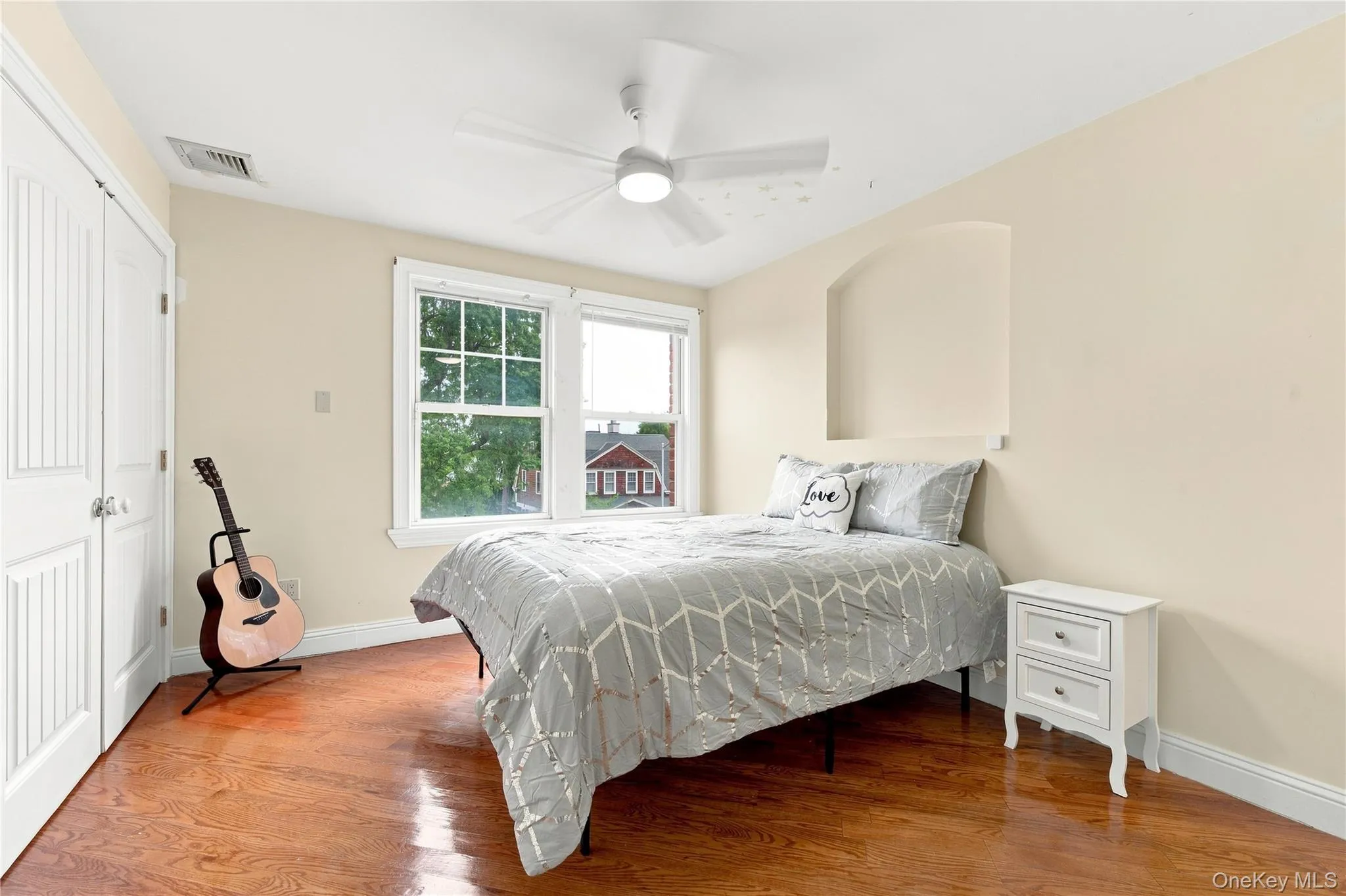 3340 157th Street, New York, NY, 7 Bedrooms Bedrooms, 13 Rooms Rooms,4 BathroomsBathrooms,Residential,For Rent,157th,0,1035661 3340 157th Street, New York, NY, 7 Bedrooms Bedrooms, 13 Rooms Rooms,4 BathroomsBathrooms,Residential,For Rent,157th,0,1035661