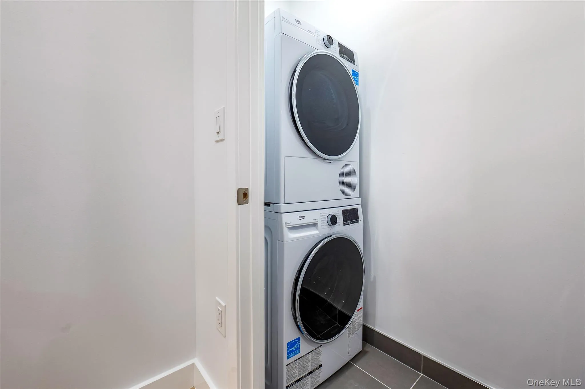 150-02 Northern Boulevard, New York, NY, 1 Bedroom Bedrooms, 4 Rooms Rooms,1 BathroomBathrooms,Residential,For Rent,Northern,0,1035662 150-02 Northern Boulevard, New York, NY, 1 Bedroom Bedrooms, 4 Rooms Rooms,1 BathroomBathrooms,Residential,For Rent,Northern,0,1035662