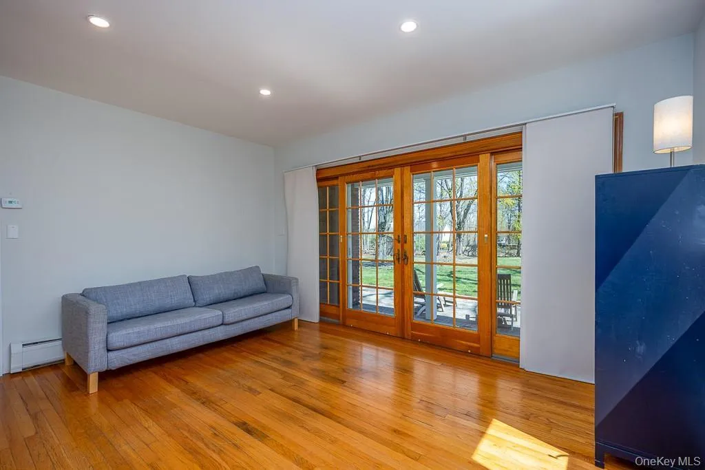 644 Gilbert Avenue, Orangetown, NY, 2 Bedrooms Bedrooms, 4 Rooms Rooms,1 BathroomBathrooms,Residential Lease,For Rent,Gilbert,0,1035664 644 Gilbert Avenue, Orangetown, NY, 2 Bedrooms Bedrooms, 4 Rooms Rooms,1 BathroomBathrooms,Residential Lease,For Rent,Gilbert,0,1035664