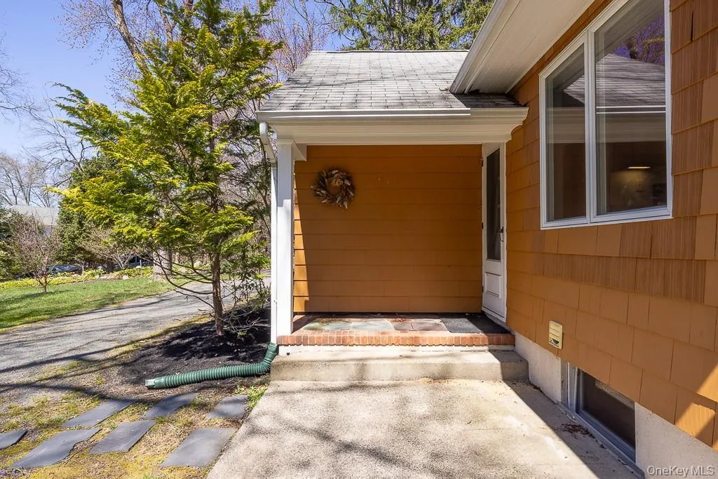 644 Gilbert Avenue, Orangetown, NY, 2 Bedrooms Bedrooms, 4 Rooms Rooms,1 BathroomBathrooms,Residential Lease,For Rent,Gilbert,0,1035664 644 Gilbert Avenue, Orangetown, NY, 2 Bedrooms Bedrooms, 4 Rooms Rooms,1 BathroomBathrooms,Residential Lease,For Rent,Gilbert,0,1035664