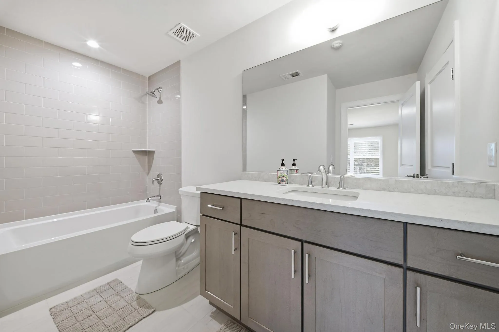72 Farm Acre Circle, Brookhaven, NY, 2 Bedrooms Bedrooms, 7 Rooms Rooms,2 BathroomsBathrooms,Residential,For Rent,Farm Acre,0,1035666 72 Farm Acre Circle, Brookhaven, NY, 2 Bedrooms Bedrooms, 7 Rooms Rooms,2 BathroomsBathrooms,Residential,For Rent,Farm Acre,0,1035666