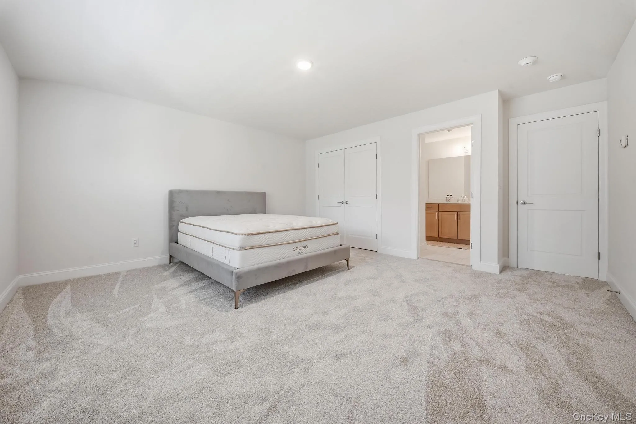 72 Farm Acre Circle, Brookhaven, NY, 2 Bedrooms Bedrooms, 7 Rooms Rooms,2 BathroomsBathrooms,Residential,For Rent,Farm Acre,0,1035666 72 Farm Acre Circle, Brookhaven, NY, 2 Bedrooms Bedrooms, 7 Rooms Rooms,2 BathroomsBathrooms,Residential,For Rent,Farm Acre,0,1035666
