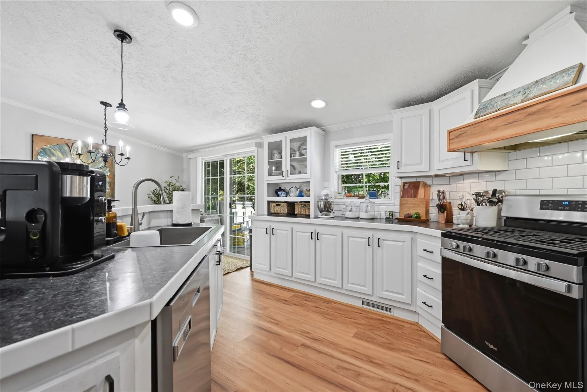 37 Unit 88 Hubbard Avenue, Riverhead, NY, 3 Bedrooms Bedrooms, 7 Rooms Rooms,2 BathroomsBathrooms,Residential,For Rent,Hubbard,0,1035667 37 Unit 88 Hubbard Avenue, Riverhead, NY, 3 Bedrooms Bedrooms, 7 Rooms Rooms,2 BathroomsBathrooms,Residential,For Rent,Hubbard,0,1035667