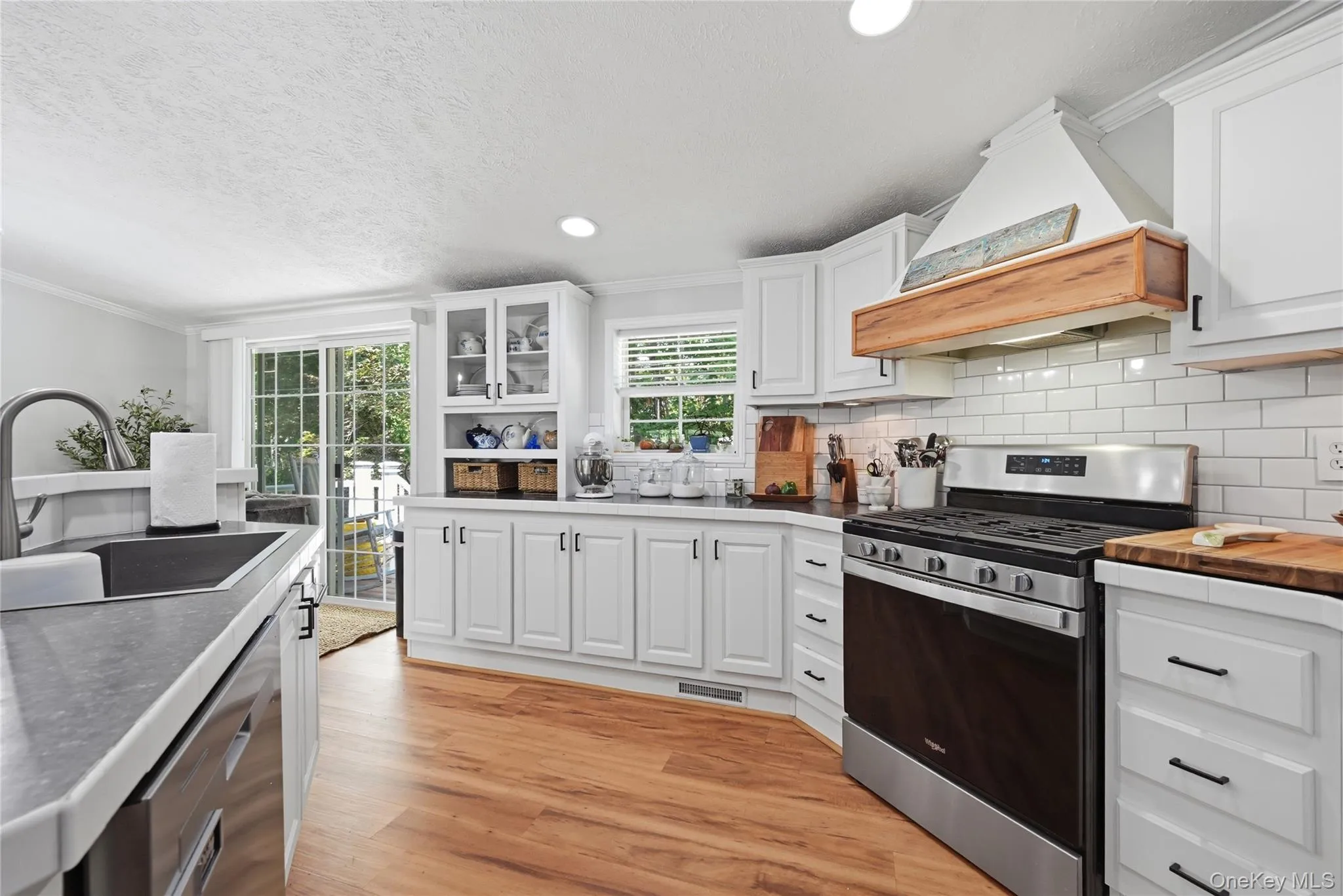 37 Unit 88 Hubbard Avenue, Riverhead, NY, 3 Bedrooms Bedrooms, 7 Rooms Rooms,2 BathroomsBathrooms,Residential,For Rent,Hubbard,0,1035667 37 Unit 88 Hubbard Avenue, Riverhead, NY, 3 Bedrooms Bedrooms, 7 Rooms Rooms,2 BathroomsBathrooms,Residential,For Rent,Hubbard,0,1035667