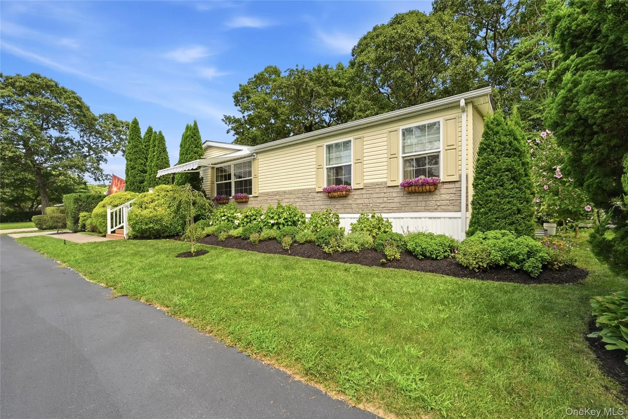 37 Unit 88 Hubbard Avenue, Riverhead, NY, 3 Bedrooms Bedrooms, 7 Rooms Rooms,2 BathroomsBathrooms,Residential,For Rent,Hubbard,0,1035667 37 Unit 88 Hubbard Avenue, Riverhead, NY, 3 Bedrooms Bedrooms, 7 Rooms Rooms,2 BathroomsBathrooms,Residential,For Rent,Hubbard,0,1035667
