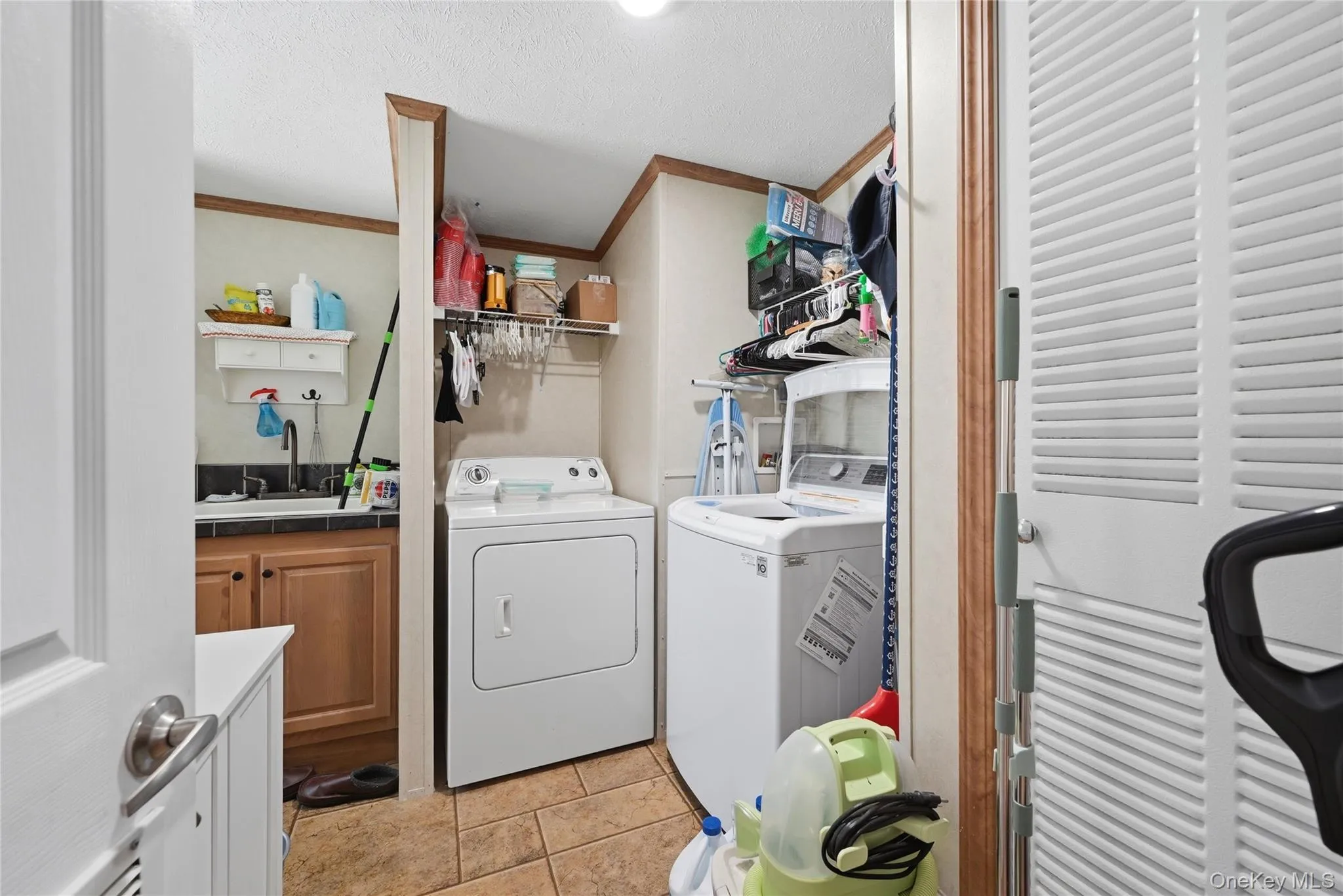 37 Unit 88 Hubbard Avenue, Riverhead, NY, 3 Bedrooms Bedrooms, 7 Rooms Rooms,2 BathroomsBathrooms,Residential,For Rent,Hubbard,0,1035667 37 Unit 88 Hubbard Avenue, Riverhead, NY, 3 Bedrooms Bedrooms, 7 Rooms Rooms,2 BathroomsBathrooms,Residential,For Rent,Hubbard,0,1035667