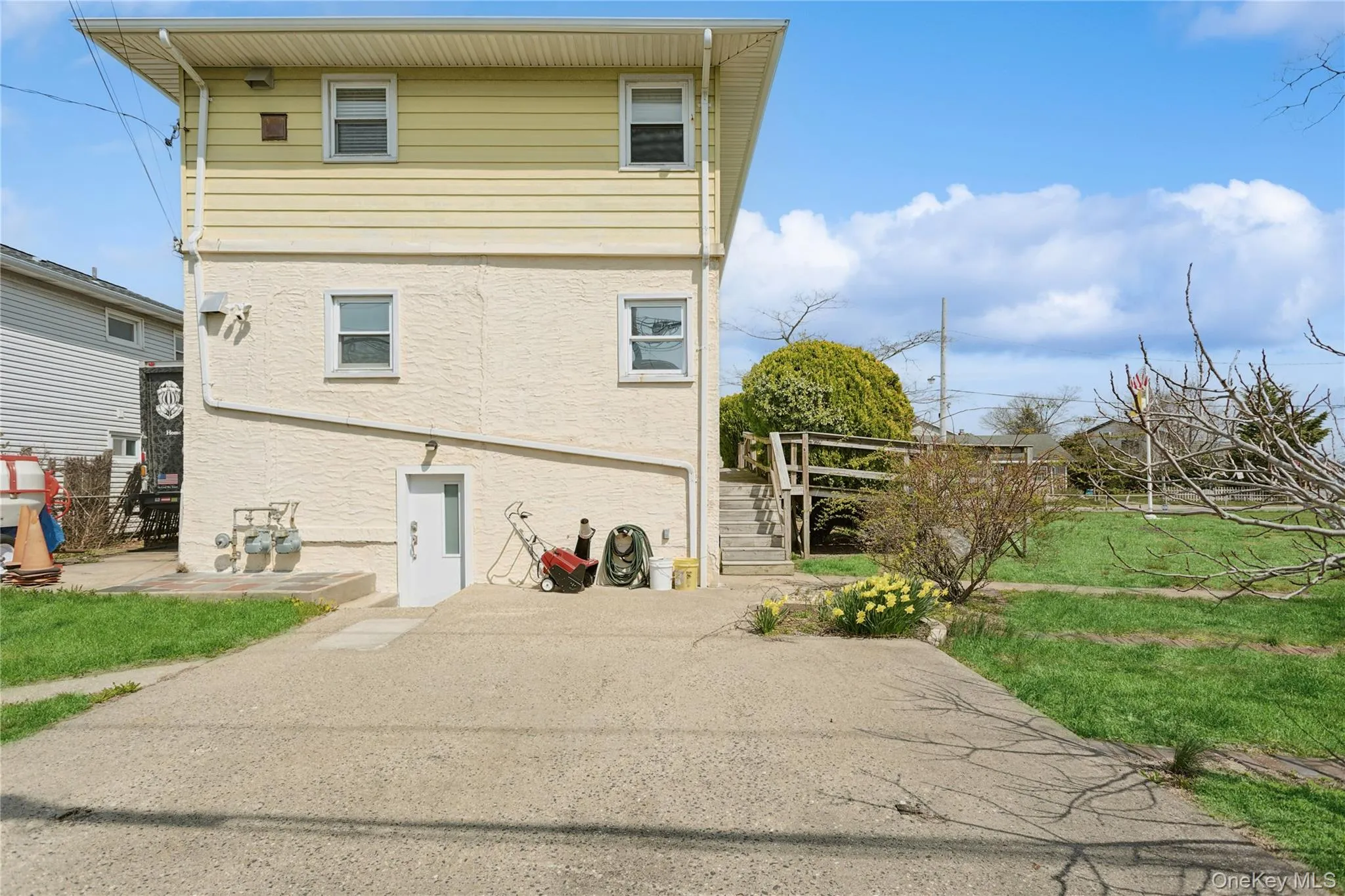 31 Julian Place, Hempstead, NY, 3 Bedrooms Bedrooms, 6 Rooms Rooms,1 BathroomBathrooms,Residential Lease,For Rent,Julian,0,1035670 31 Julian Place, Hempstead, NY, 3 Bedrooms Bedrooms, 6 Rooms Rooms,1 BathroomBathrooms,Residential Lease,For Rent,Julian,0,1035670