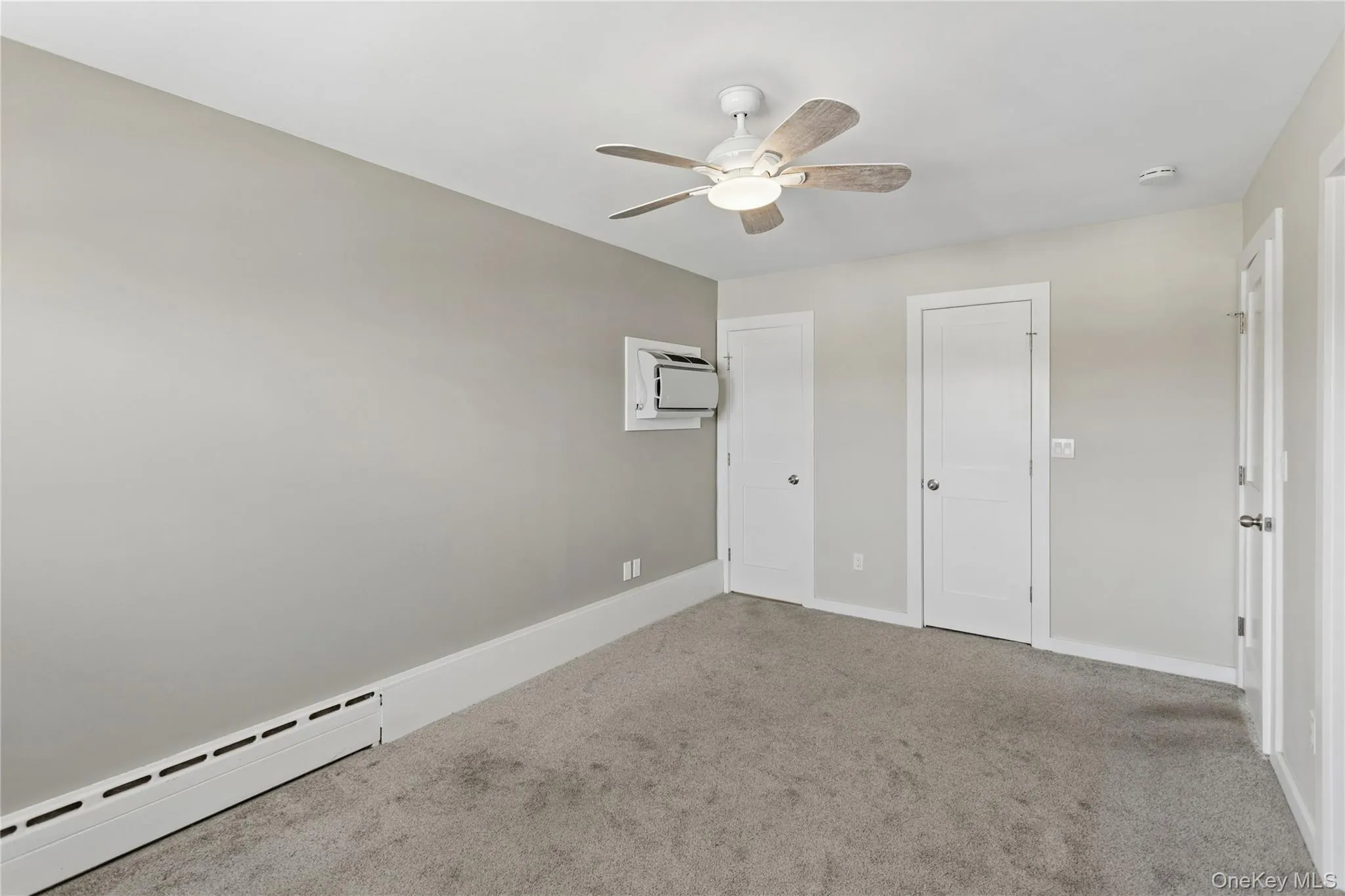 31 Julian Place, Hempstead, NY, 3 Bedrooms Bedrooms, 6 Rooms Rooms,1 BathroomBathrooms,Residential Lease,For Rent,Julian,0,1035670 31 Julian Place, Hempstead, NY, 3 Bedrooms Bedrooms, 6 Rooms Rooms,1 BathroomBathrooms,Residential Lease,For Rent,Julian,0,1035670