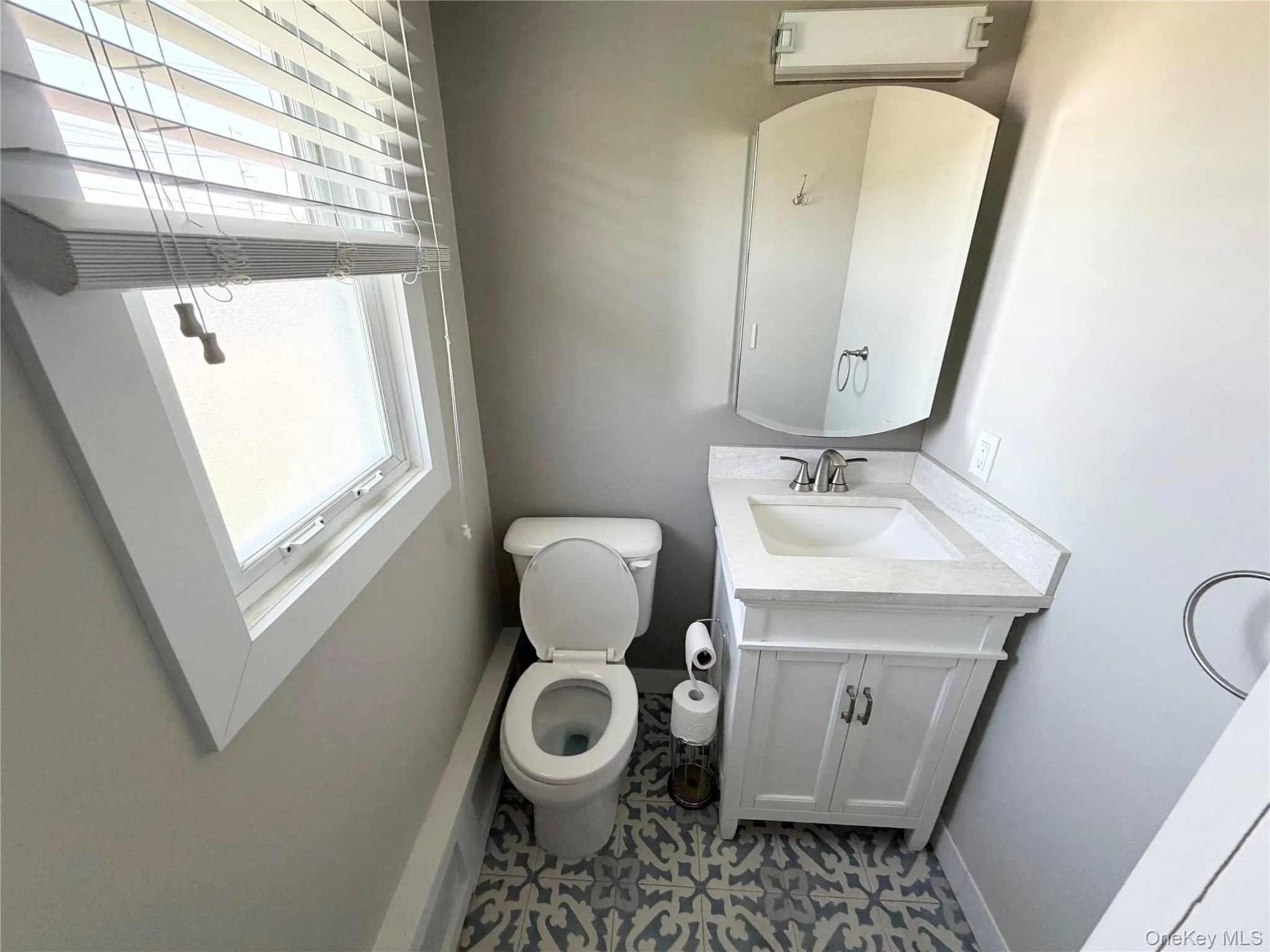 31 Julian Place, Hempstead, NY, 3 Bedrooms Bedrooms, 6 Rooms Rooms,1 BathroomBathrooms,Residential Lease,For Rent,Julian,0,1035670 31 Julian Place, Hempstead, NY, 3 Bedrooms Bedrooms, 6 Rooms Rooms,1 BathroomBathrooms,Residential Lease,For Rent,Julian,0,1035670