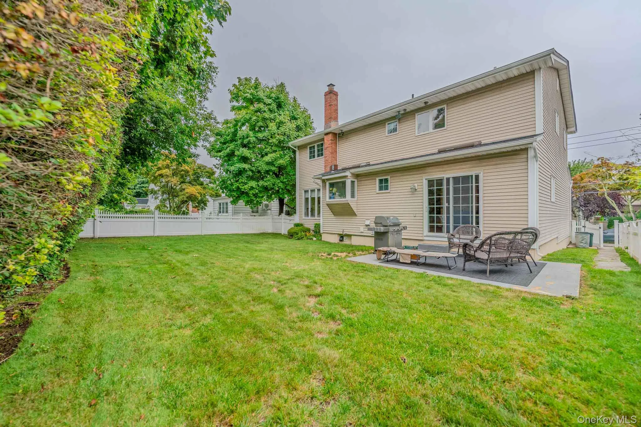 19 Howland Road, Hempstead, NY, 4 Bedrooms Bedrooms, 8 Rooms Rooms,2 BathroomsBathrooms,Residential,For Rent,Howland,0,1035673 19 Howland Road, Hempstead, NY, 4 Bedrooms Bedrooms, 8 Rooms Rooms,2 BathroomsBathrooms,Residential,For Rent,Howland,0,1035673