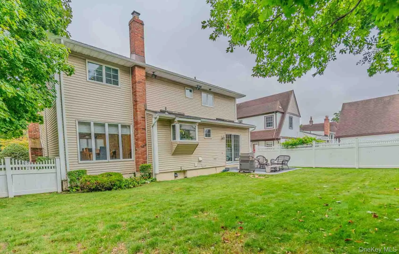 19 Howland Road, Hempstead, NY, 4 Bedrooms Bedrooms, 8 Rooms Rooms,2 BathroomsBathrooms,Residential,For Rent,Howland,0,1035673 19 Howland Road, Hempstead, NY, 4 Bedrooms Bedrooms, 8 Rooms Rooms,2 BathroomsBathrooms,Residential,For Rent,Howland,0,1035673