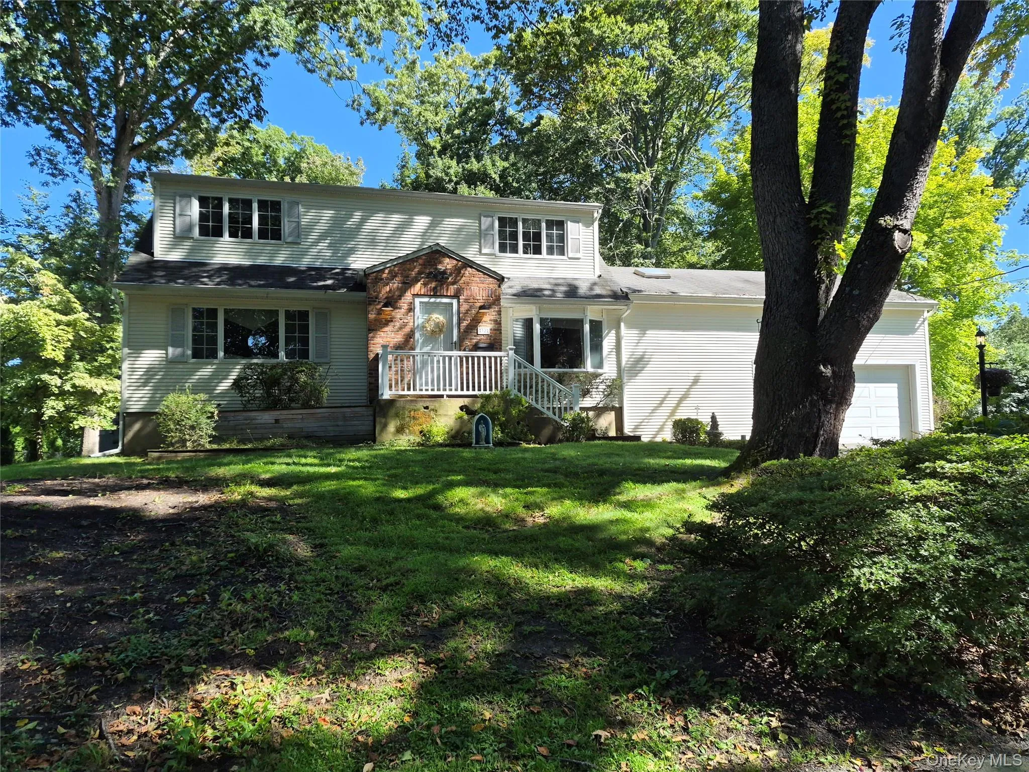 32 Carolina Drive, Clarkstown, NY, 4 Bedrooms Bedrooms, 10 Rooms Rooms,2 BathroomsBathrooms,Residential,For Rent,Carolina,0,1035674 32 Carolina Drive, Clarkstown, NY, 4 Bedrooms Bedrooms, 10 Rooms Rooms,2 BathroomsBathrooms,Residential,For Rent,Carolina,0,1035674