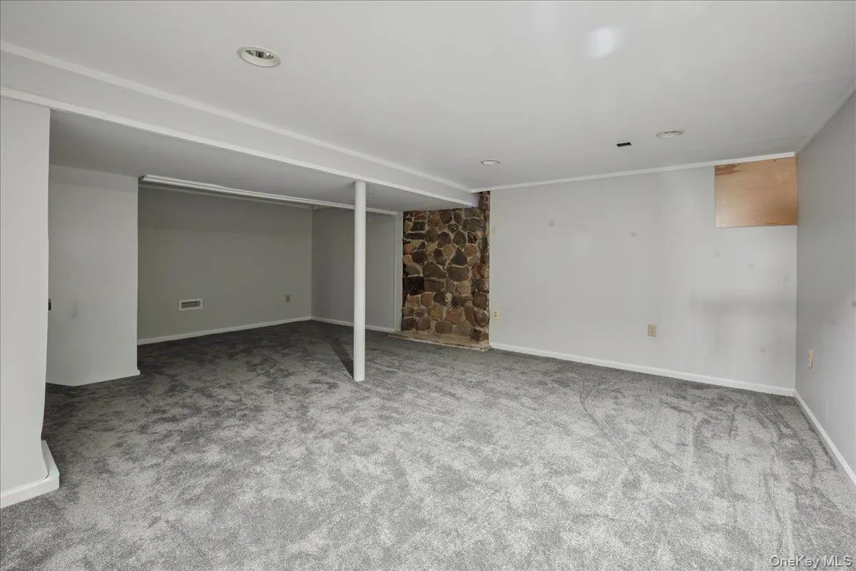 32 Carolina Drive, Clarkstown, NY, 4 Bedrooms Bedrooms, 10 Rooms Rooms,2 BathroomsBathrooms,Residential,For Rent,Carolina,0,1035674 32 Carolina Drive, Clarkstown, NY, 4 Bedrooms Bedrooms, 10 Rooms Rooms,2 BathroomsBathrooms,Residential,For Rent,Carolina,0,1035674