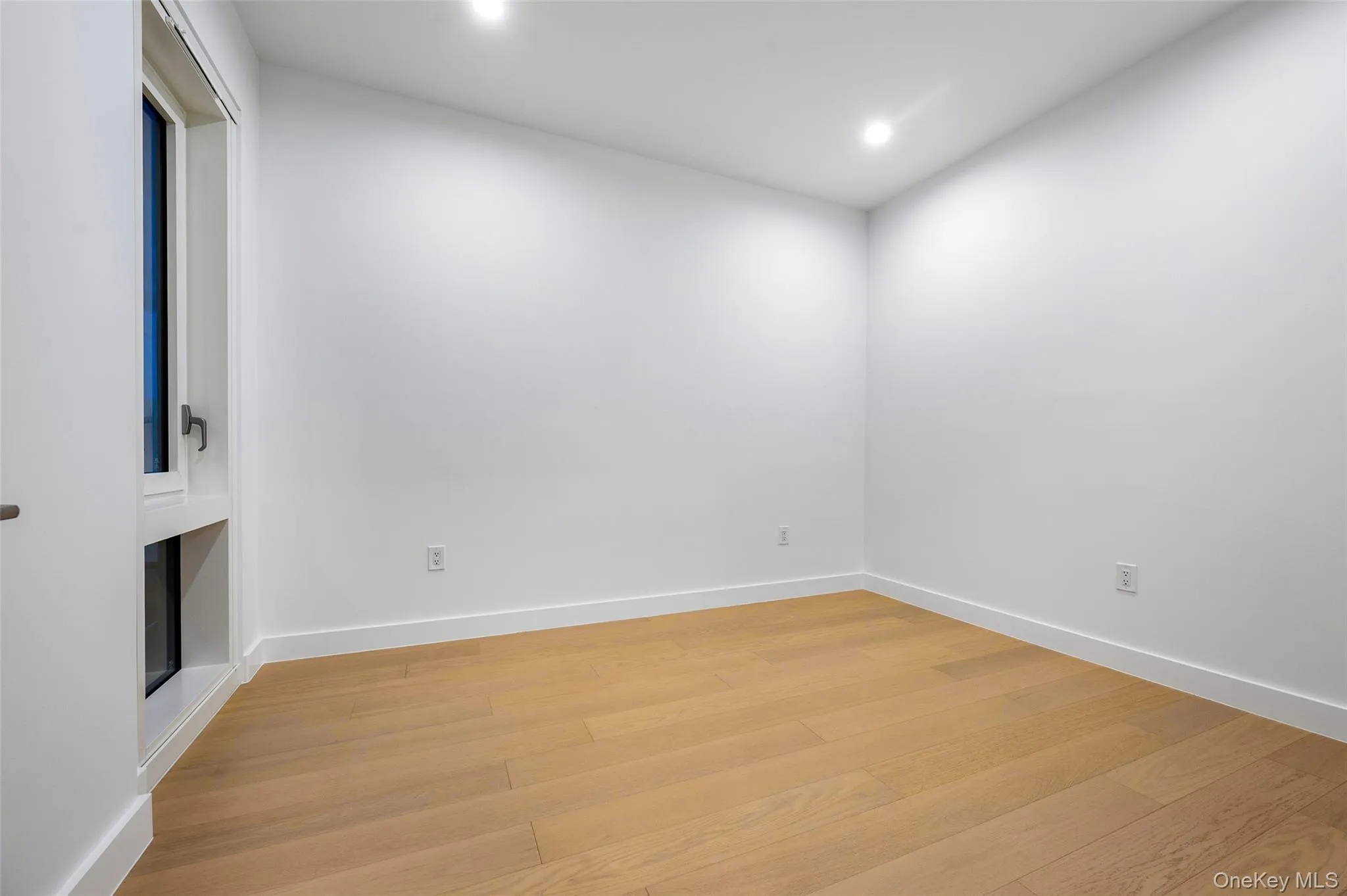 150-02 Northern Boulevard, New York, NY, 1 Bedroom Bedrooms, 4 Rooms Rooms,1 BathroomBathrooms,Residential,For Rent,Northern,0,1035679 150-02 Northern Boulevard, New York, NY, 1 Bedroom Bedrooms, 4 Rooms Rooms,1 BathroomBathrooms,Residential,For Rent,Northern,0,1035679