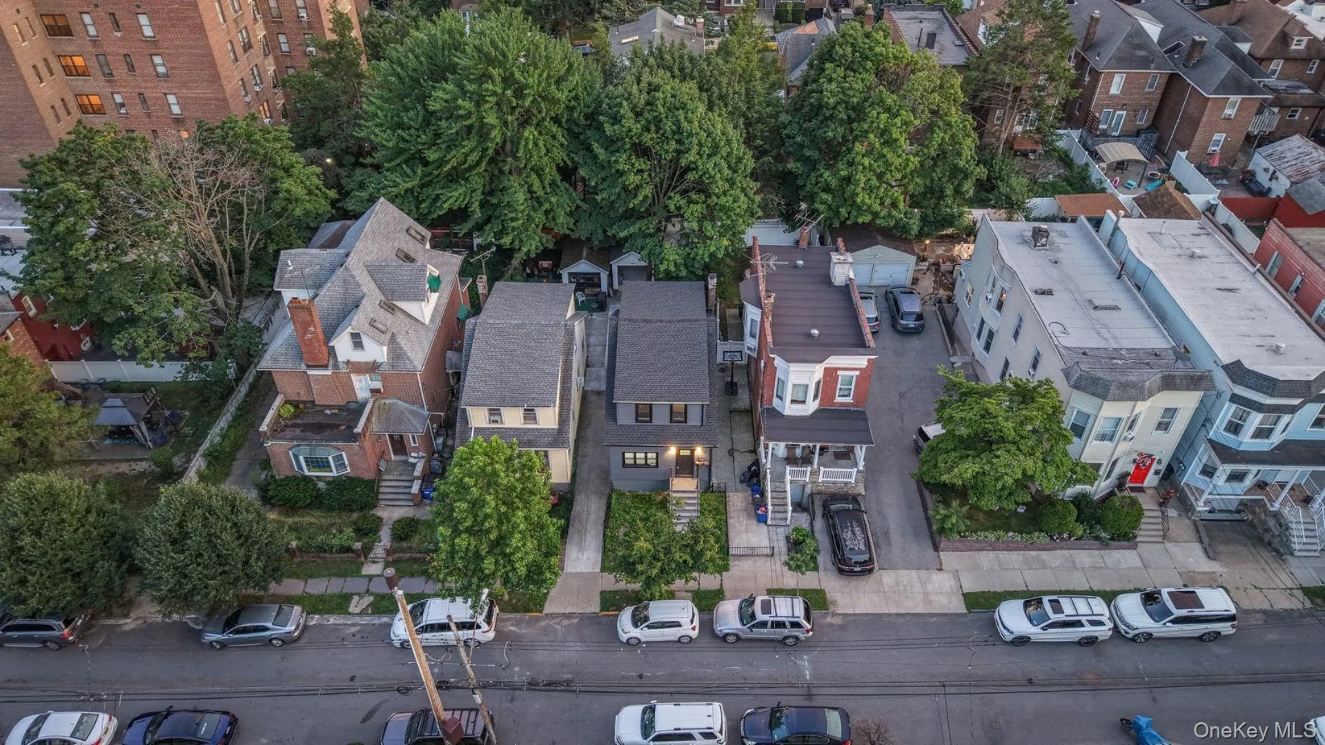 128 238th Street, New York, NY, 3 Bedrooms Bedrooms, 6 Rooms Rooms,2 BathroomsBathrooms,Residential,For Rent,238th,0,1035680 128 238th Street, New York, NY, 3 Bedrooms Bedrooms, 6 Rooms Rooms,2 BathroomsBathrooms,Residential,For Rent,238th,0,1035680