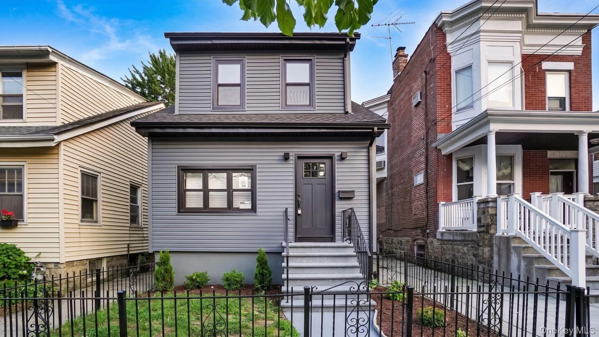 128 238th Street, New York, NY, 3 Bedrooms Bedrooms, 6 Rooms Rooms,2 BathroomsBathrooms,Residential,For Rent,238th,0,1035680 128 238th Street, New York, NY, 3 Bedrooms Bedrooms, 6 Rooms Rooms,2 BathroomsBathrooms,Residential,For Rent,238th,0,1035680