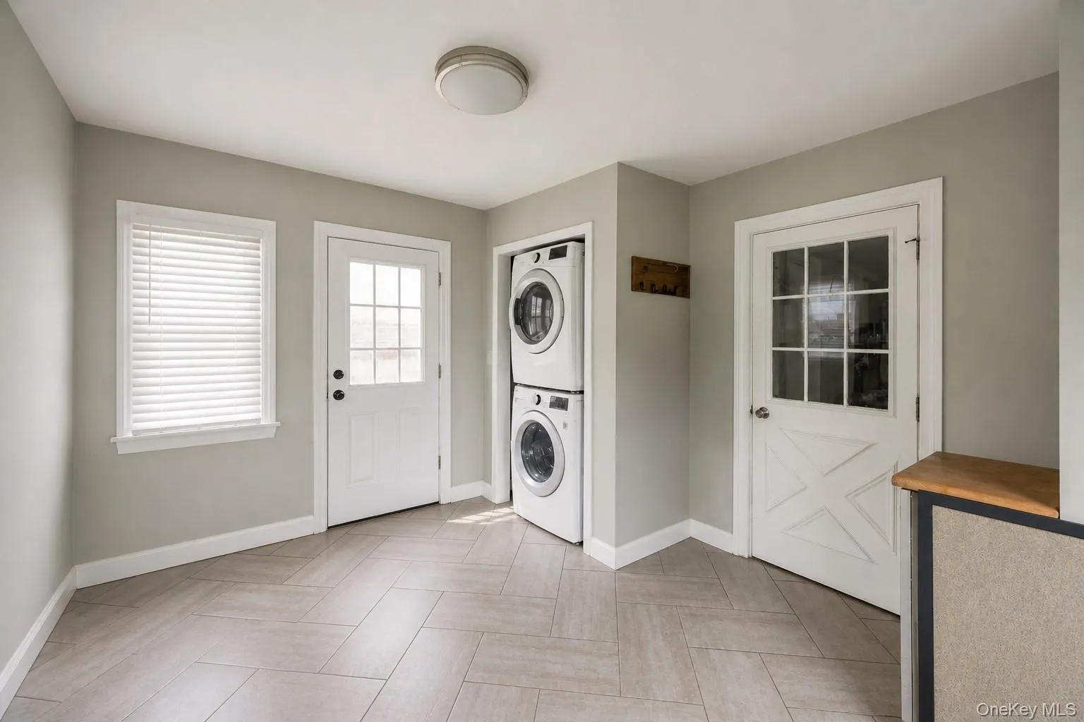 109 West Park Avenue, Orangetown, NY, 1 Bedroom Bedrooms, 3 Rooms Rooms,1 BathroomBathrooms,Residential Lease,For Rent,West Park,0,1035681 109 West Park Avenue, Orangetown, NY, 1 Bedroom Bedrooms, 3 Rooms Rooms,1 BathroomBathrooms,Residential Lease,For Rent,West Park,0,1035681