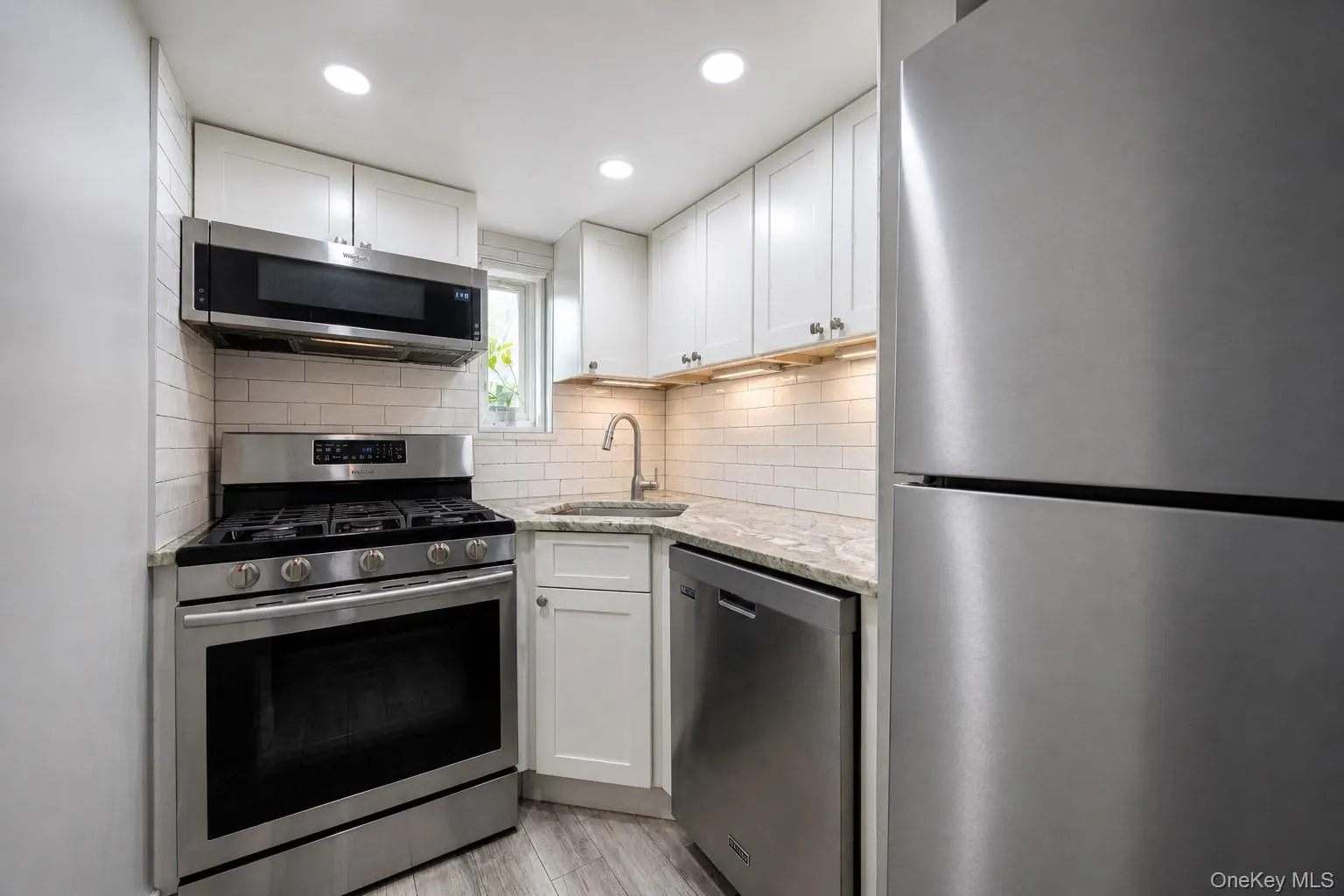 109 West Park Avenue, Orangetown, NY, 1 Bedroom Bedrooms, 3 Rooms Rooms,1 BathroomBathrooms,Residential Lease,For Rent,West Park,0,1035681 109 West Park Avenue, Orangetown, NY, 1 Bedroom Bedrooms, 3 Rooms Rooms,1 BathroomBathrooms,Residential Lease,For Rent,West Park,0,1035681