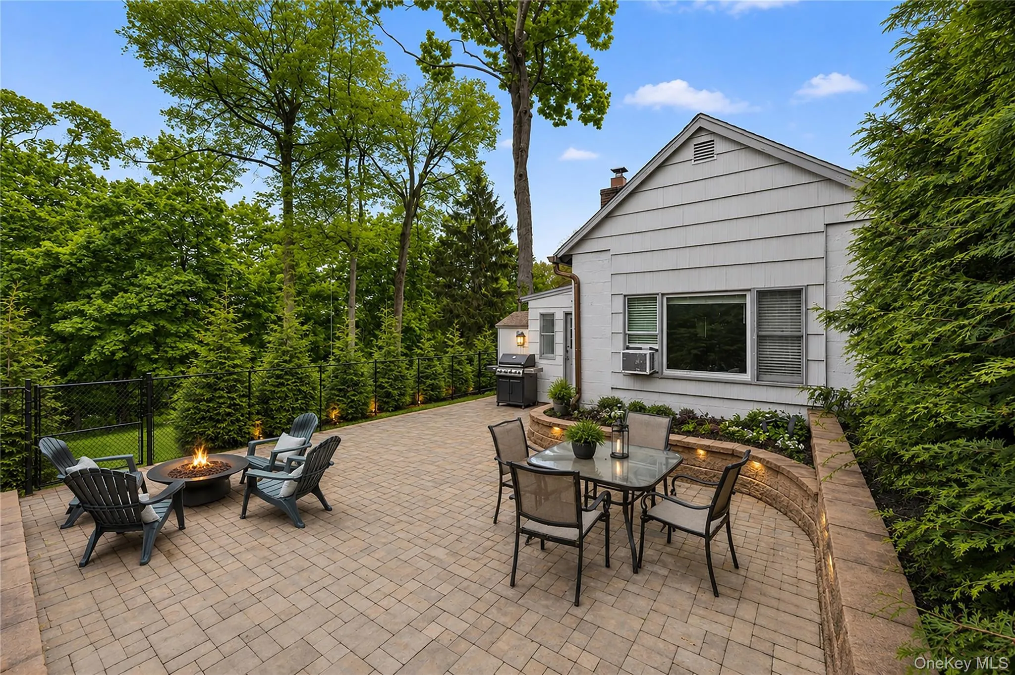 109 West Park Avenue, Orangetown, NY, 1 Bedroom Bedrooms, 3 Rooms Rooms,1 BathroomBathrooms,Residential Lease,For Rent,West Park,0,1035681 109 West Park Avenue, Orangetown, NY, 1 Bedroom Bedrooms, 3 Rooms Rooms,1 BathroomBathrooms,Residential Lease,For Rent,West Park,0,1035681