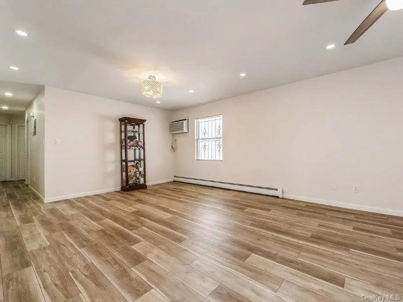 14662 181st Street, New York, NY, 3 Bedrooms Bedrooms, 5 Rooms Rooms,2 BathroomsBathrooms,Residential Lease,For Rent,181st,0,1035683 14662 181st Street, New York, NY, 3 Bedrooms Bedrooms, 5 Rooms Rooms,2 BathroomsBathrooms,Residential Lease,For Rent,181st,0,1035683