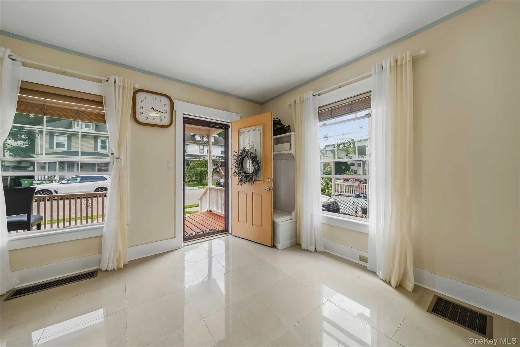 21 Harrison Street, Middletown, NY, 4 Bedrooms Bedrooms, 8 Rooms Rooms,1 BathroomBathrooms,Residential,For Rent,Harrison,0,1035684 21 Harrison Street, Middletown, NY, 4 Bedrooms Bedrooms, 8 Rooms Rooms,1 BathroomBathrooms,Residential,For Rent,Harrison,0,1035684