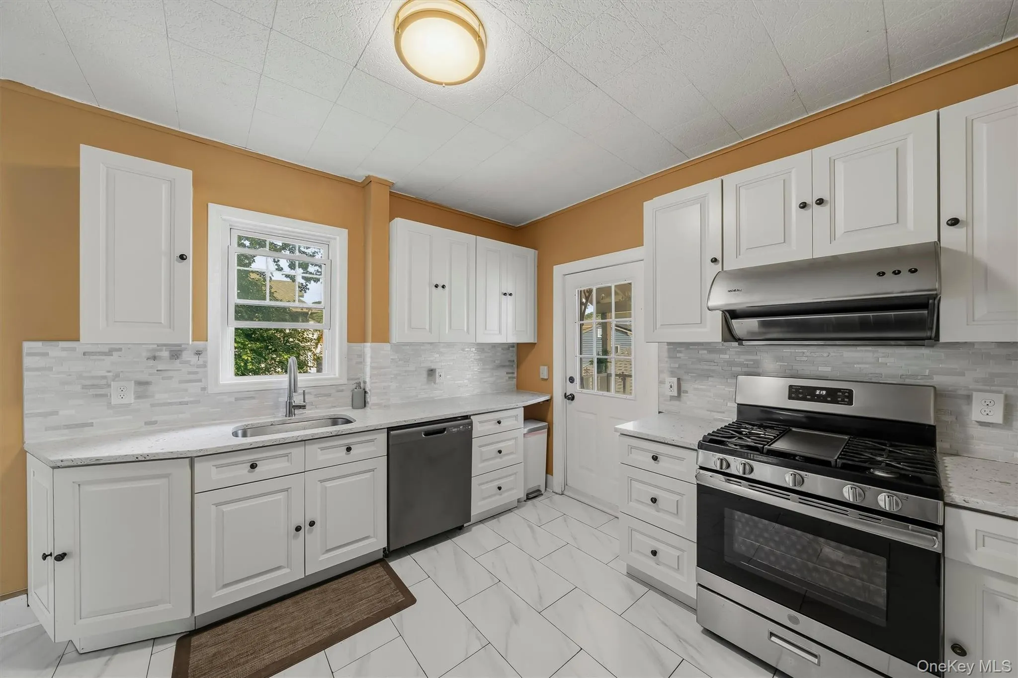 21 Harrison Street, Middletown, NY, 4 Bedrooms Bedrooms, 8 Rooms Rooms,1 BathroomBathrooms,Residential,For Rent,Harrison,0,1035684 21 Harrison Street, Middletown, NY, 4 Bedrooms Bedrooms, 8 Rooms Rooms,1 BathroomBathrooms,Residential,For Rent,Harrison,0,1035684