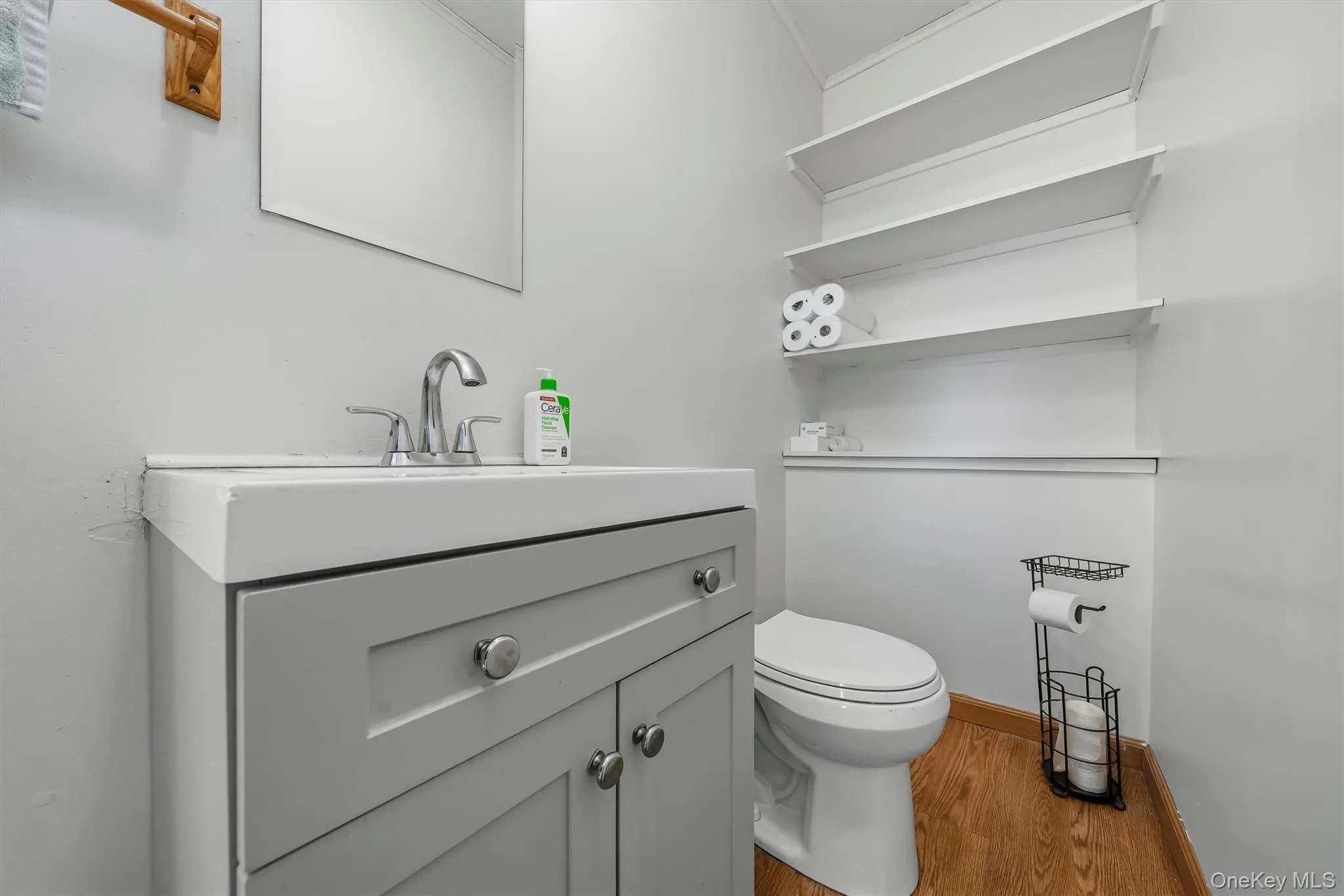21 Harrison Street, Middletown, NY, 4 Bedrooms Bedrooms, 8 Rooms Rooms,1 BathroomBathrooms,Residential,For Rent,Harrison,0,1035684 21 Harrison Street, Middletown, NY, 4 Bedrooms Bedrooms, 8 Rooms Rooms,1 BathroomBathrooms,Residential,For Rent,Harrison,0,1035684