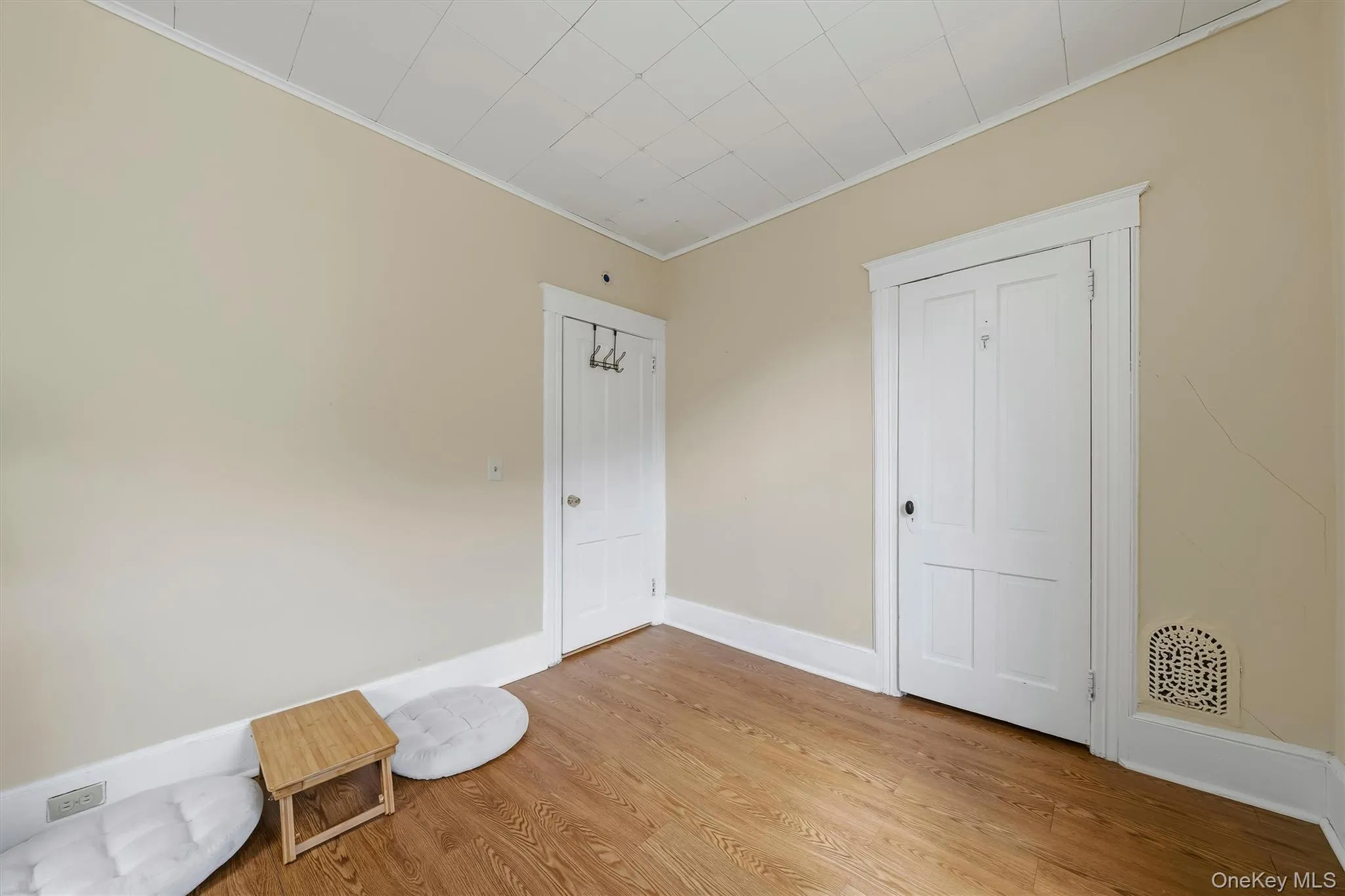 21 Harrison Street, Middletown, NY, 4 Bedrooms Bedrooms, 8 Rooms Rooms,1 BathroomBathrooms,Residential,For Rent,Harrison,0,1035684 21 Harrison Street, Middletown, NY, 4 Bedrooms Bedrooms, 8 Rooms Rooms,1 BathroomBathrooms,Residential,For Rent,Harrison,0,1035684