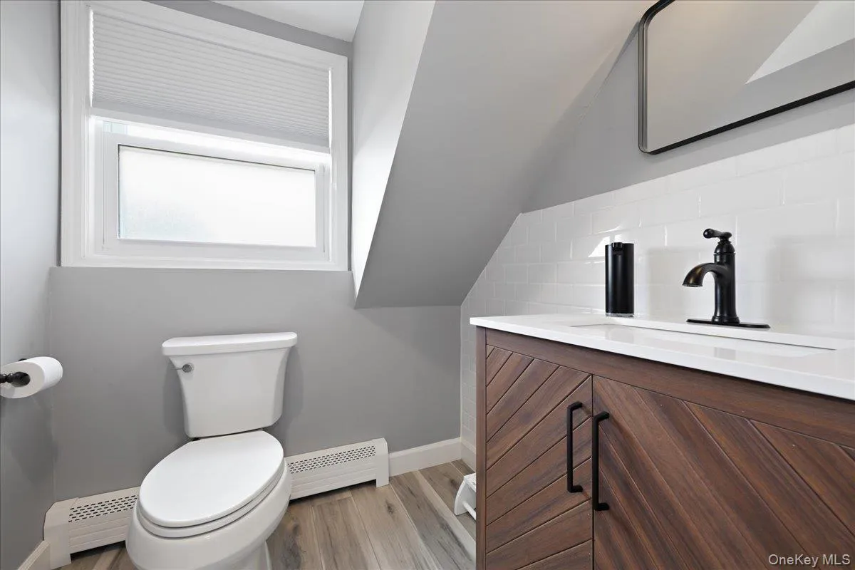 23 Needle Lane, Hempstead, NY, 4 Bedrooms Bedrooms, 8 Rooms Rooms,2 BathroomsBathrooms,Residential,For Rent,Needle,0,1035690 23 Needle Lane, Hempstead, NY, 4 Bedrooms Bedrooms, 8 Rooms Rooms,2 BathroomsBathrooms,Residential,For Rent,Needle,0,1035690