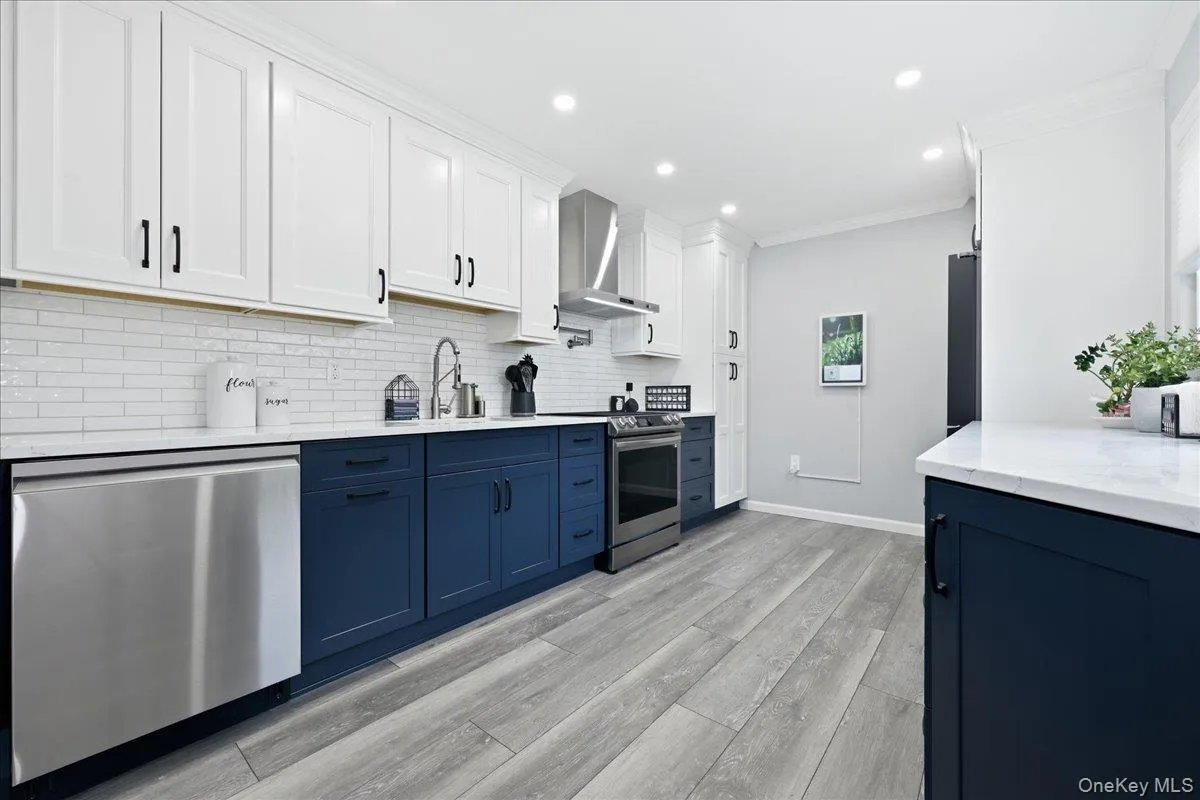 23 Needle Lane, Hempstead, NY, 4 Bedrooms Bedrooms, 8 Rooms Rooms,2 BathroomsBathrooms,Residential,For Rent,Needle,0,1035690 23 Needle Lane, Hempstead, NY, 4 Bedrooms Bedrooms, 8 Rooms Rooms,2 BathroomsBathrooms,Residential,For Rent,Needle,0,1035690