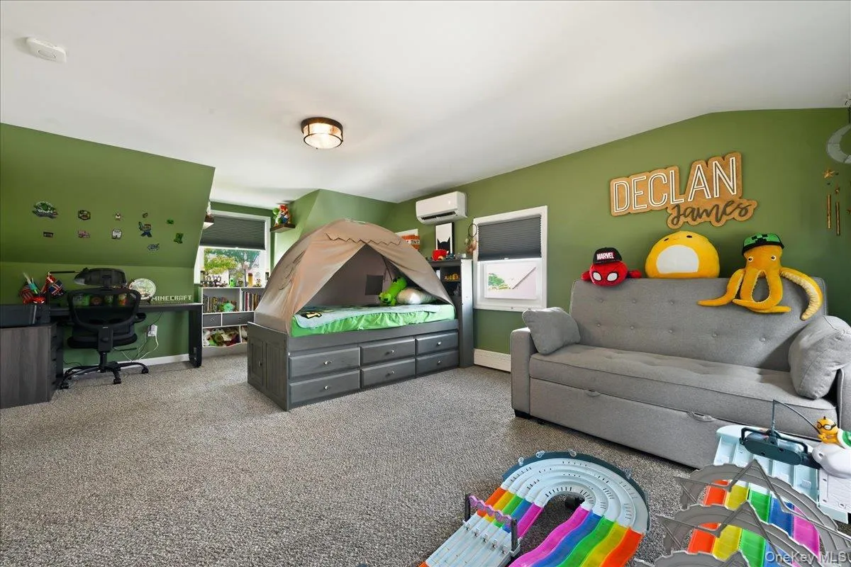 23 Needle Lane, Hempstead, NY, 4 Bedrooms Bedrooms, 8 Rooms Rooms,2 BathroomsBathrooms,Residential,For Rent,Needle,0,1035690 23 Needle Lane, Hempstead, NY, 4 Bedrooms Bedrooms, 8 Rooms Rooms,2 BathroomsBathrooms,Residential,For Rent,Needle,0,1035690