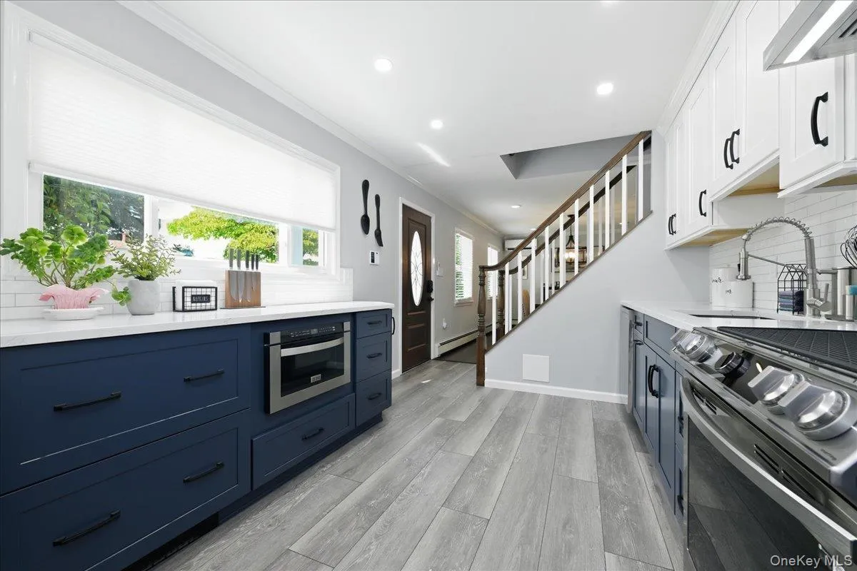 23 Needle Lane, Hempstead, NY, 4 Bedrooms Bedrooms, 8 Rooms Rooms,2 BathroomsBathrooms,Residential,For Rent,Needle,0,1035690 23 Needle Lane, Hempstead, NY, 4 Bedrooms Bedrooms, 8 Rooms Rooms,2 BathroomsBathrooms,Residential,For Rent,Needle,0,1035690