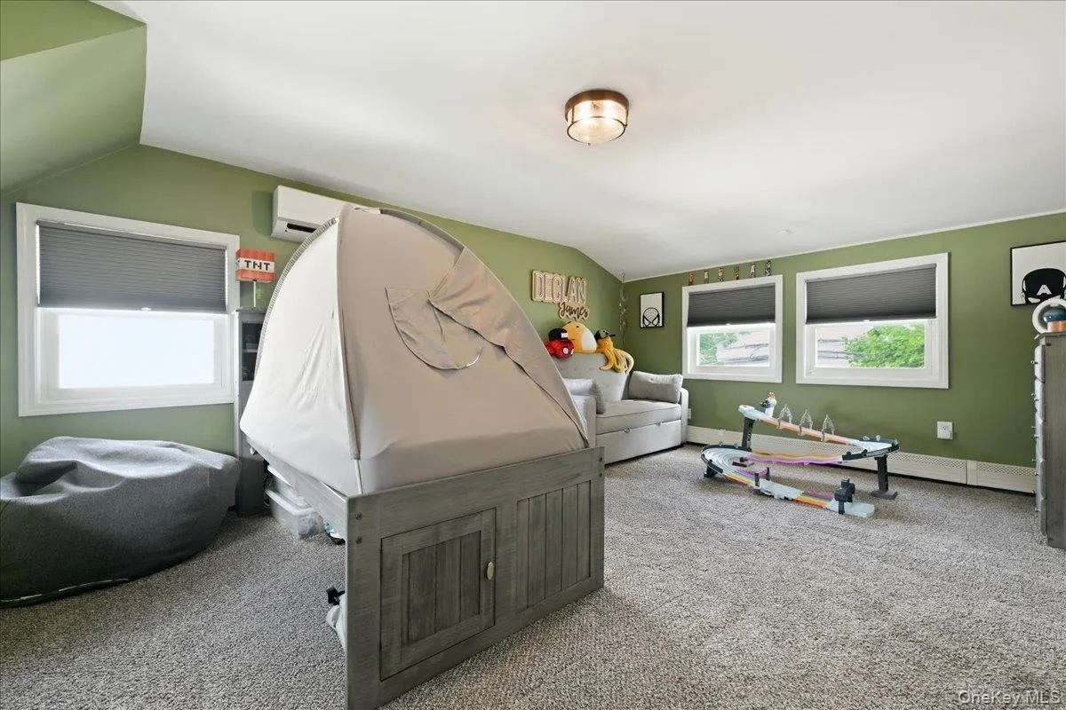 23 Needle Lane, Hempstead, NY, 4 Bedrooms Bedrooms, 8 Rooms Rooms,2 BathroomsBathrooms,Residential,For Rent,Needle,0,1035690 23 Needle Lane, Hempstead, NY, 4 Bedrooms Bedrooms, 8 Rooms Rooms,2 BathroomsBathrooms,Residential,For Rent,Needle,0,1035690