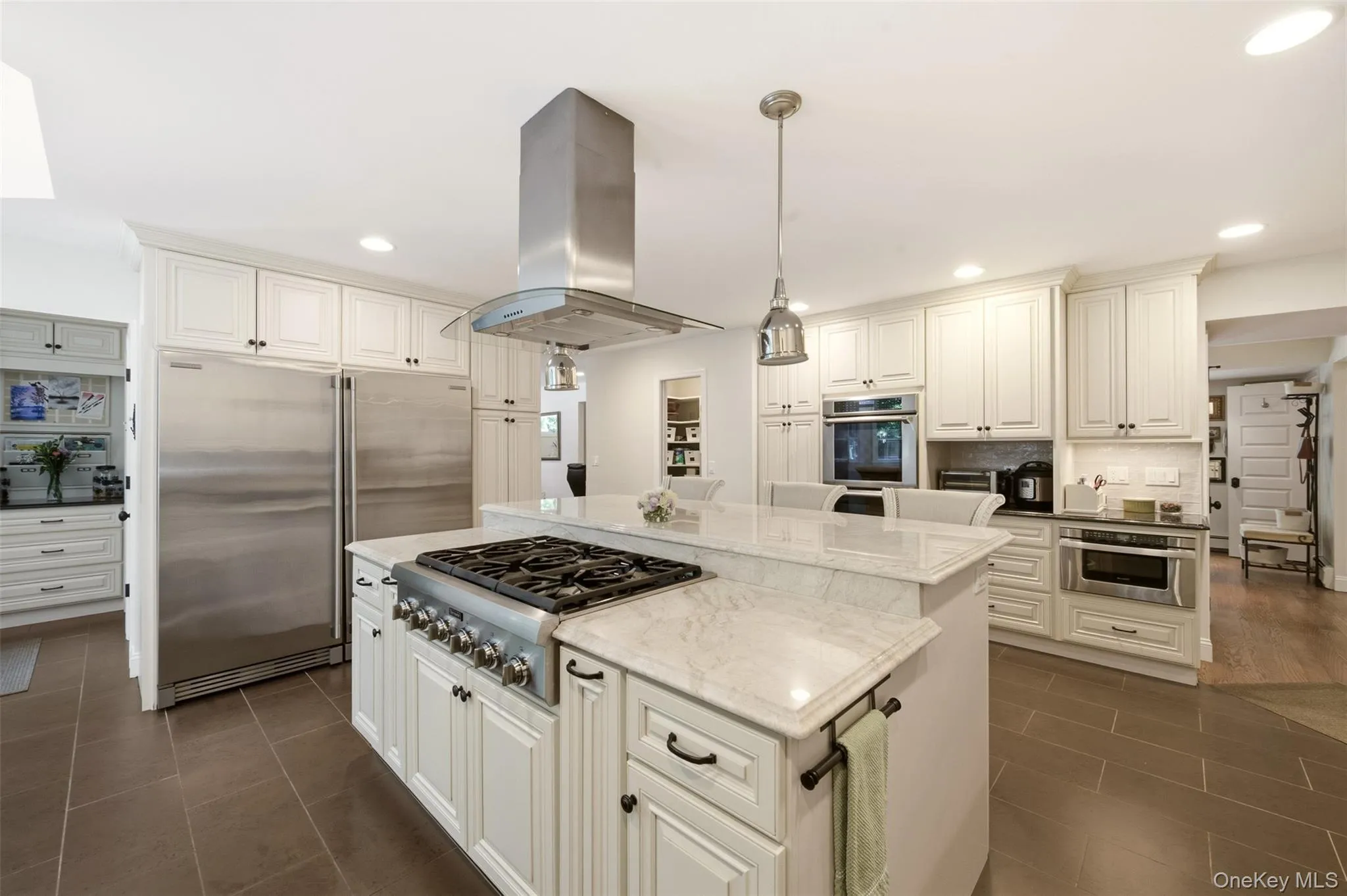 8 Clayton Drive, Huntington, NY, 5 Bedrooms Bedrooms, 11 Rooms Rooms,3 BathroomsBathrooms,Residential,For Rent,Clayton,0,1035693 8 Clayton Drive, Huntington, NY, 5 Bedrooms Bedrooms, 11 Rooms Rooms,3 BathroomsBathrooms,Residential,For Rent,Clayton,0,1035693
